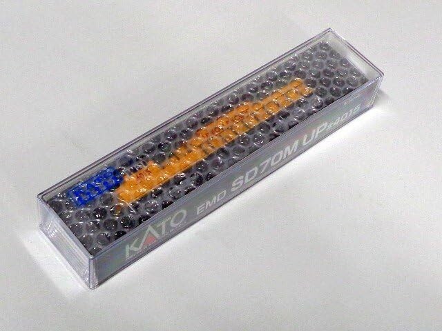 Kato 176-4015 N gauge EMD SD70M Flat Radiator UP #4015 Excursion Model Train new