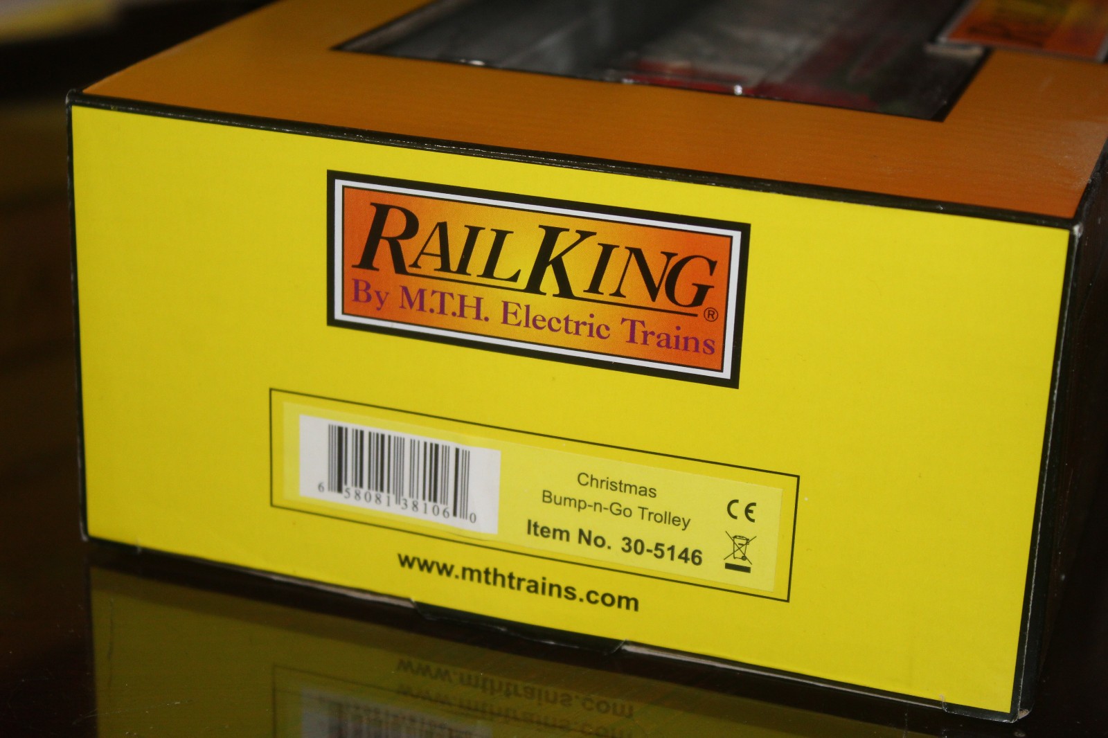 Railking by MTH 30-5146 Lighted Christmas Bump-n-Go Trolley O Gauge Road #25 New