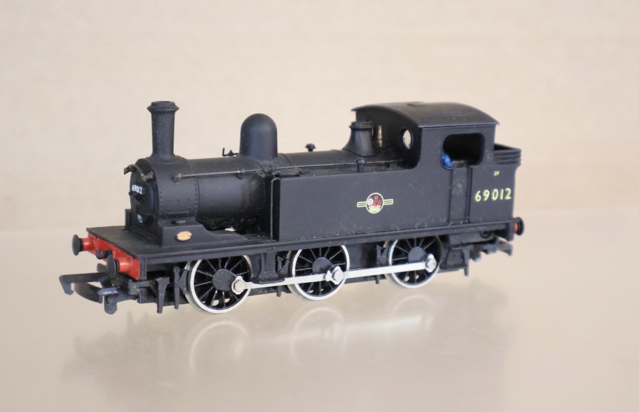 BACHMANN 31-053 BR 0-6-0 CLASS J72 TANK LOCOMOTIVE 69012 op