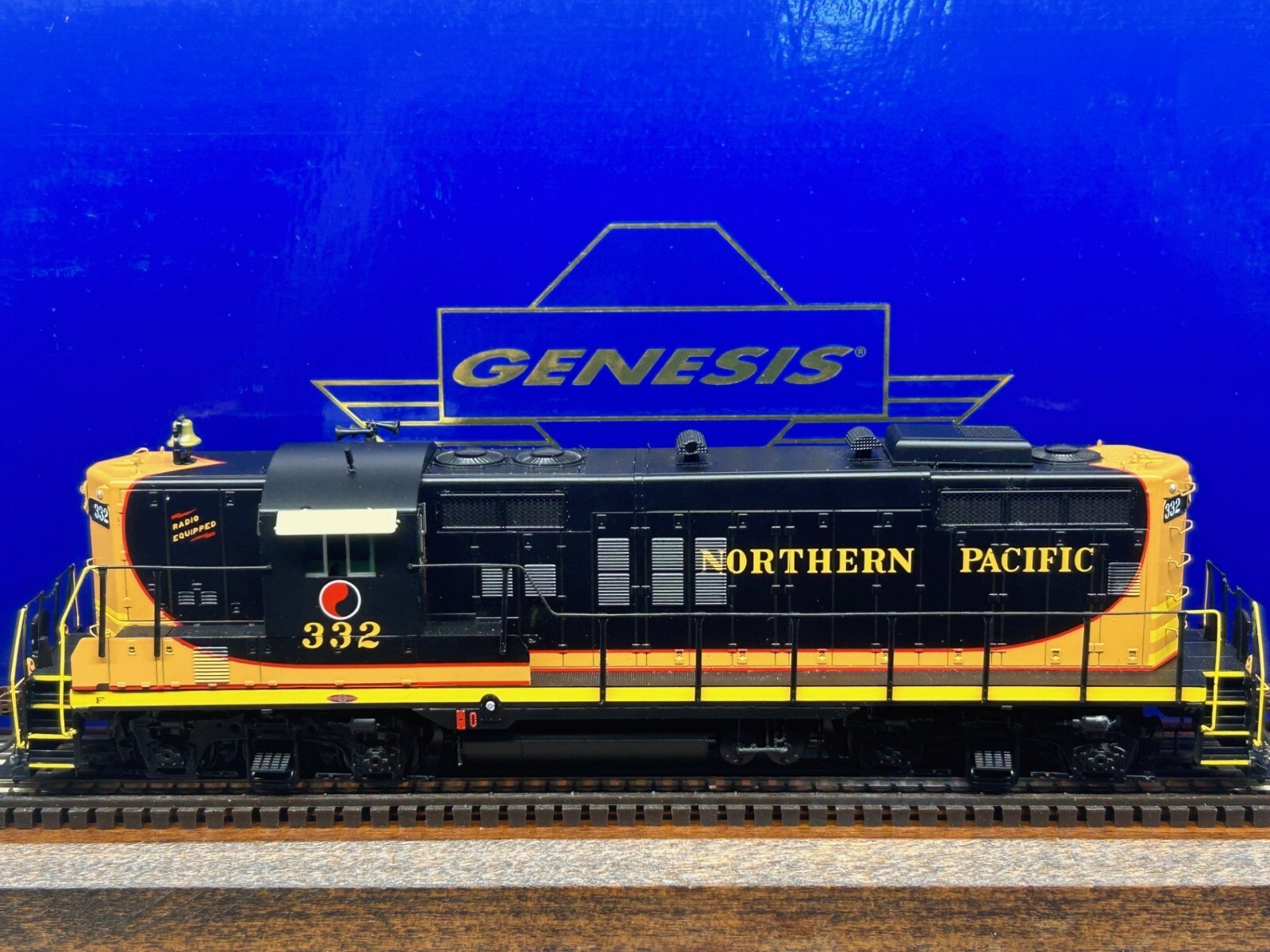 NORTHERN PACIFIC GP9 LOCO- DCC/TSUNAMI SOUND HO Scale -“GENESIS” NEW RTR OOP