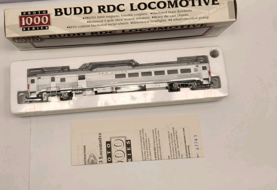 Life Like Proto 1000 HO BUDD RDC LOCOMOTIVE #126 UNUSED C15