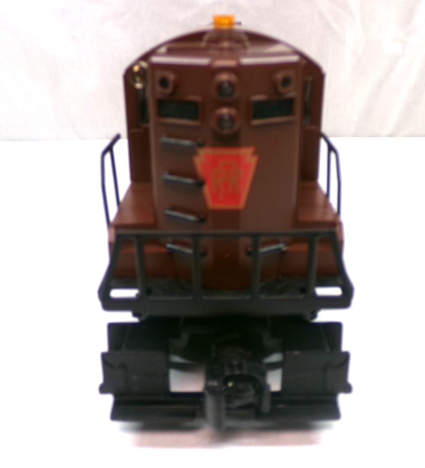O Lionel #18170 Pennsylvania GP9 diesel engine in original box (lot 123)