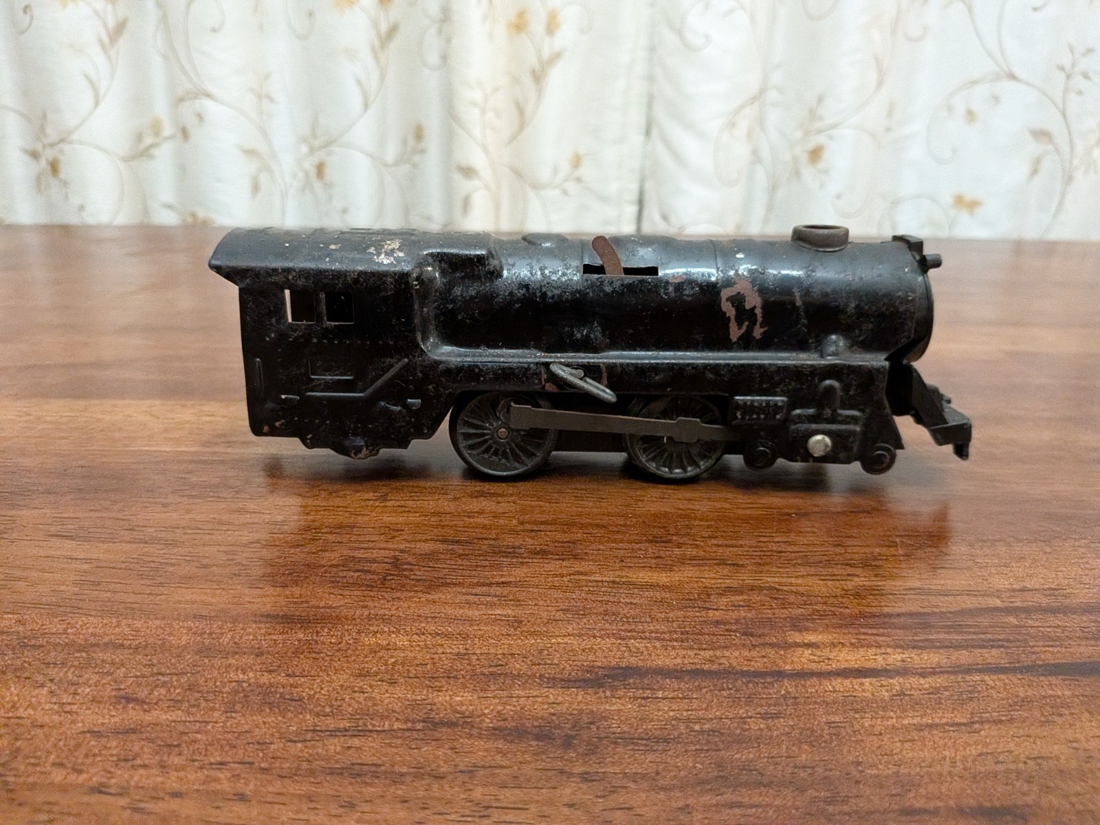 Vintage Marx Pressed Metal Locomotive Train Engine 8.5 O Gauge 1:48
