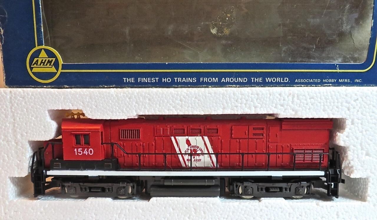 AHM/Roco HO CENTRAL NEW JERSEY #1540 ALCO CENTURY 424 DIESEL LOCOMOTIVE NEW