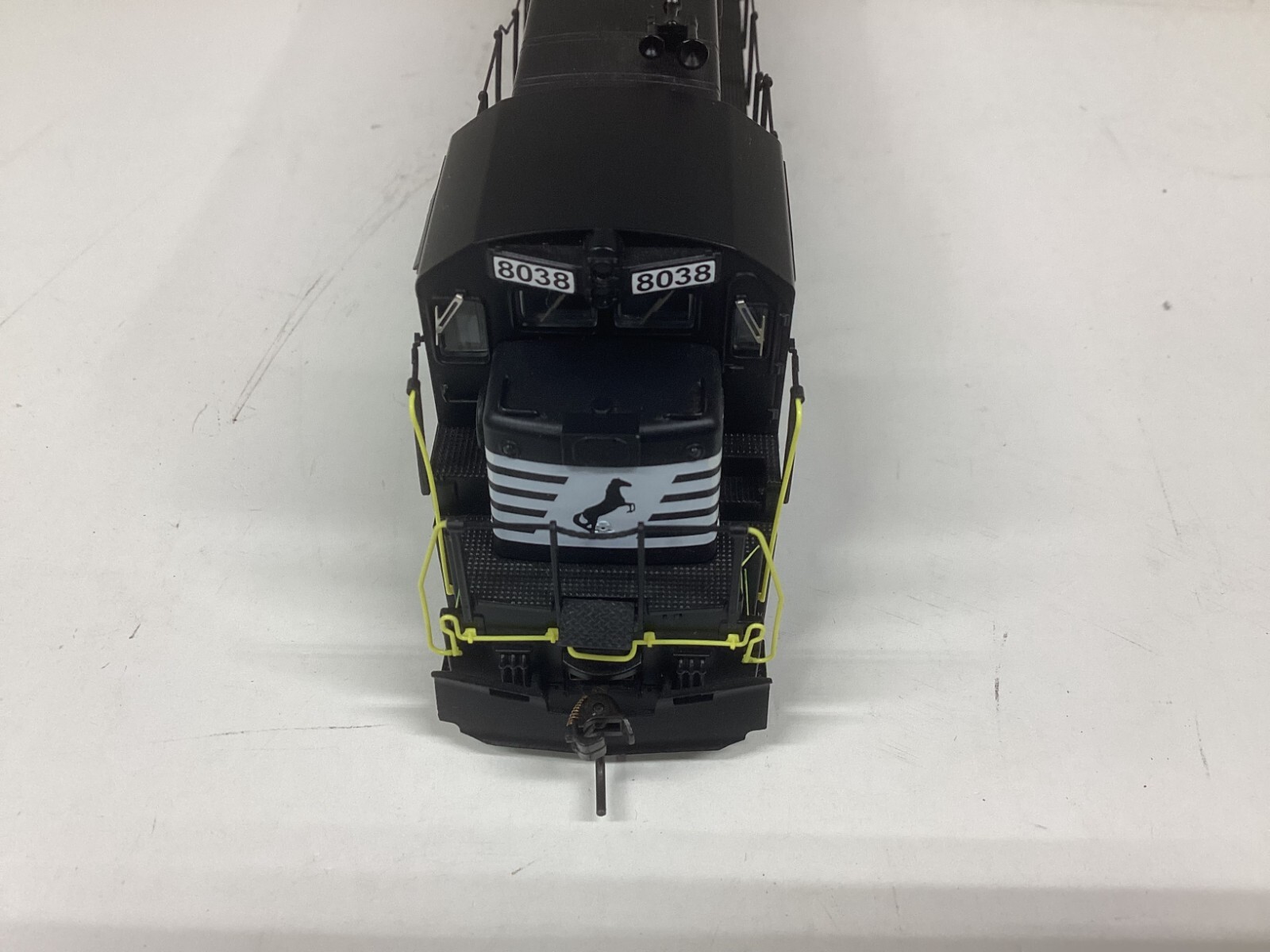 Broadway Limited Paragon 2 #2450 HO scale “NS” GE C30-7 diesel Rd. #8038