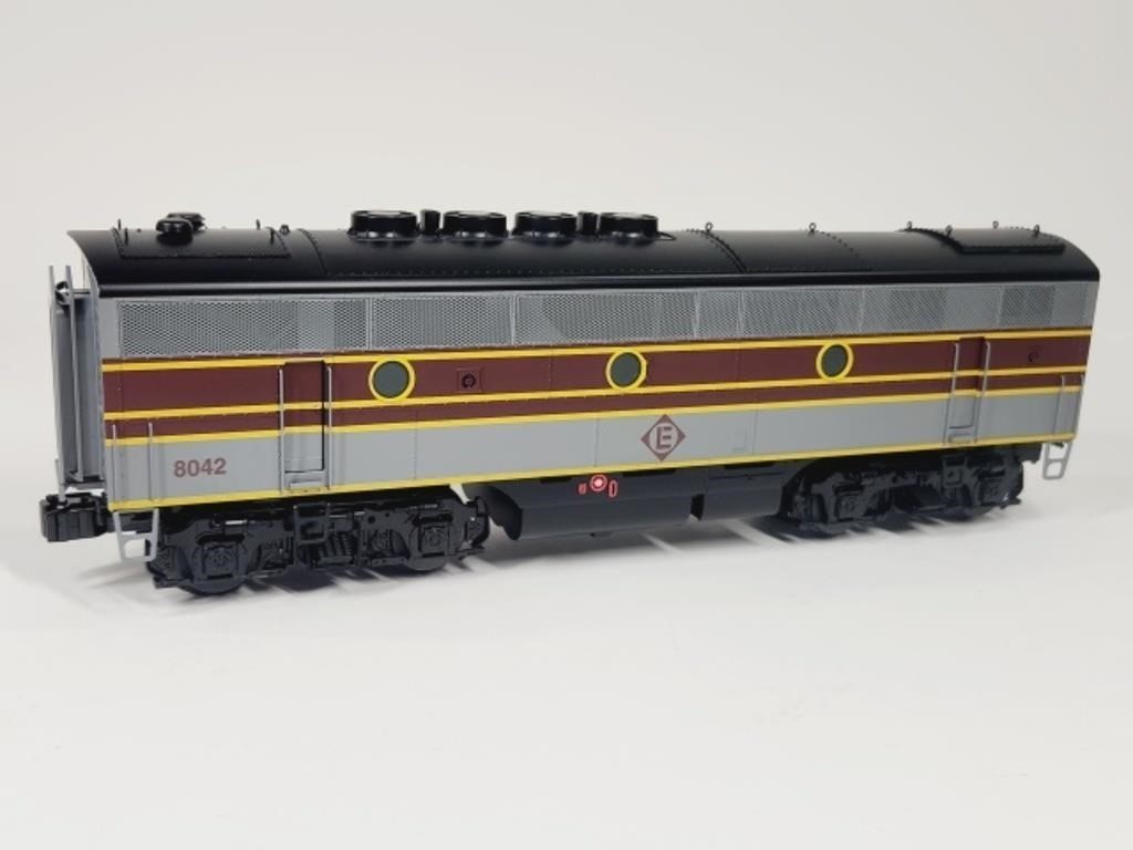 Lionel 24538 Erie Lackawanna 8033 O Gauge F3 Powered B Unit Diesel Locomotive