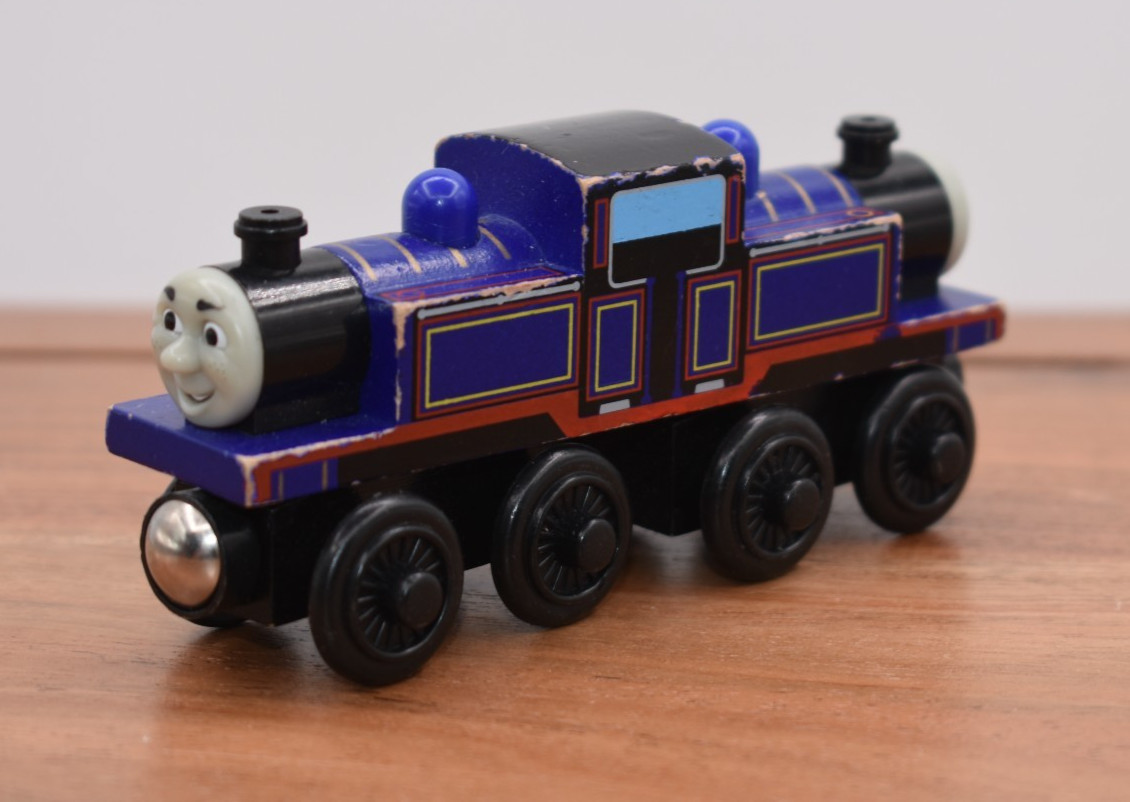 Thomas & Friends Wooden Railway Train MIGHTY MAC Double Face Engine 2007 Retired