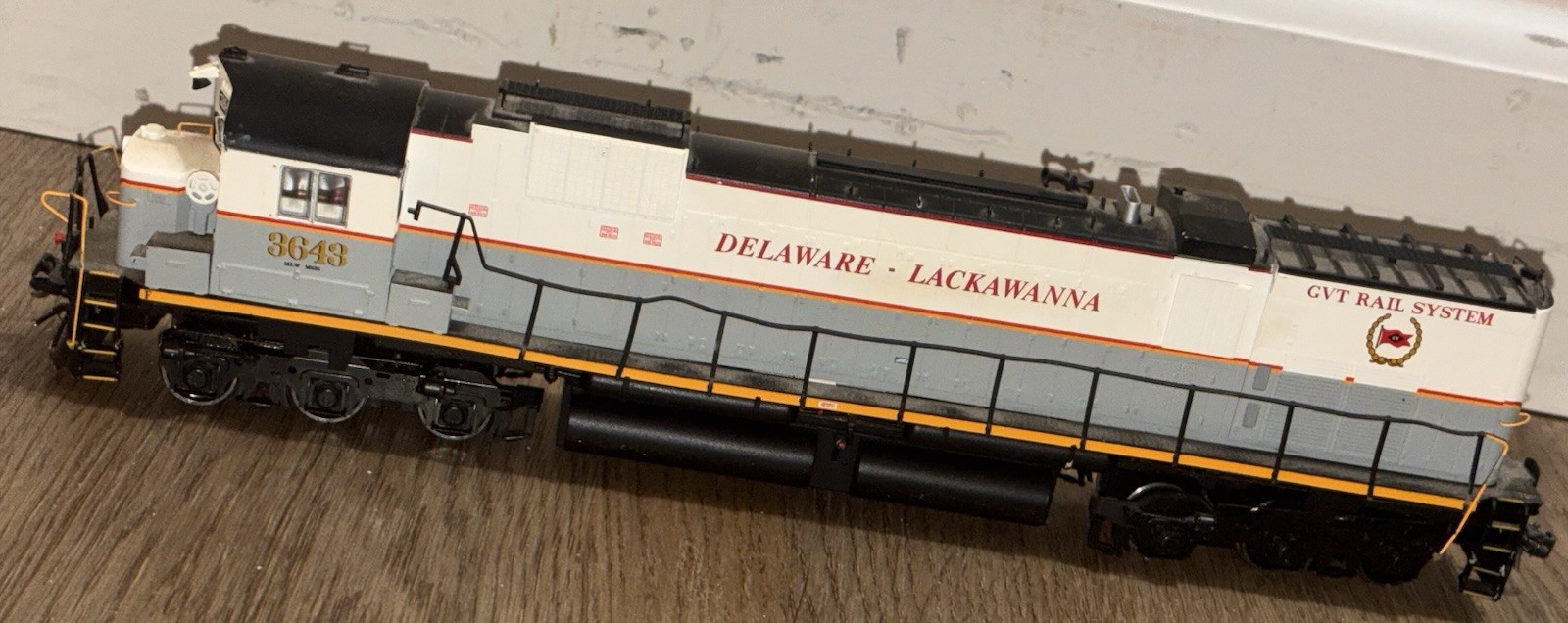 Delaware-Lackawanna #3643 MLW M636 HO Diesel Locomotive DCC Ready & Sound eq