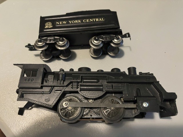 Vintage Marx 490 Steam Locomotive with 8 Wheel G Trucks NYC Tin tender