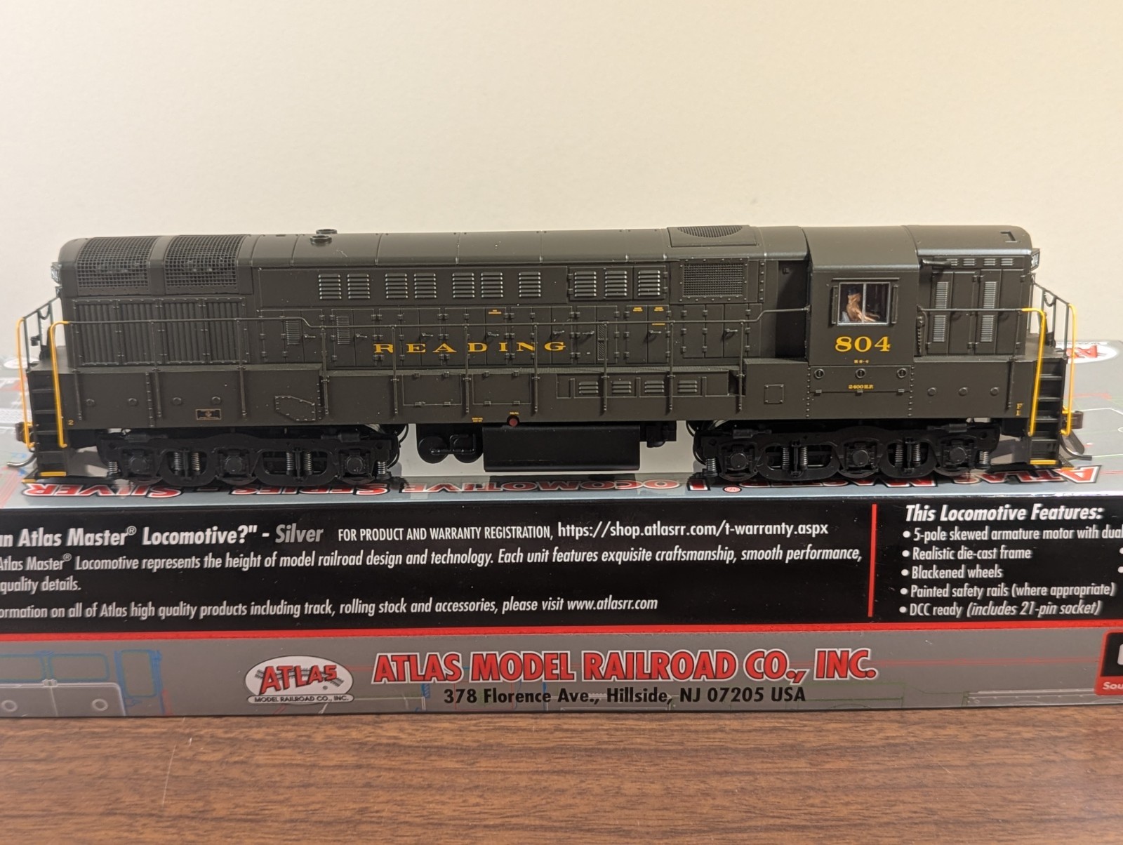 Atlas Master Silver Series HO Scale FM Trainmaster Reading #804 DCC Ready