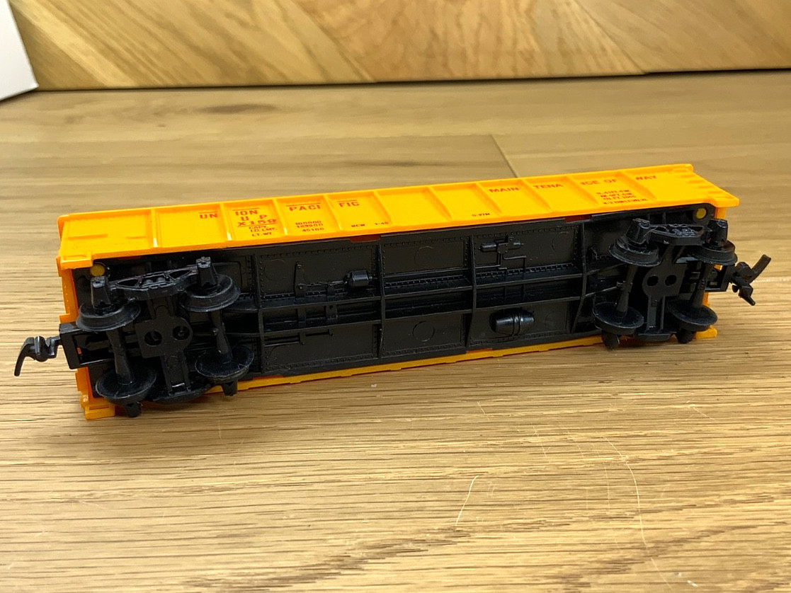 Tyco Rock Island Locomotive Train Set HO Scale Extra Track Power Pack Vintage