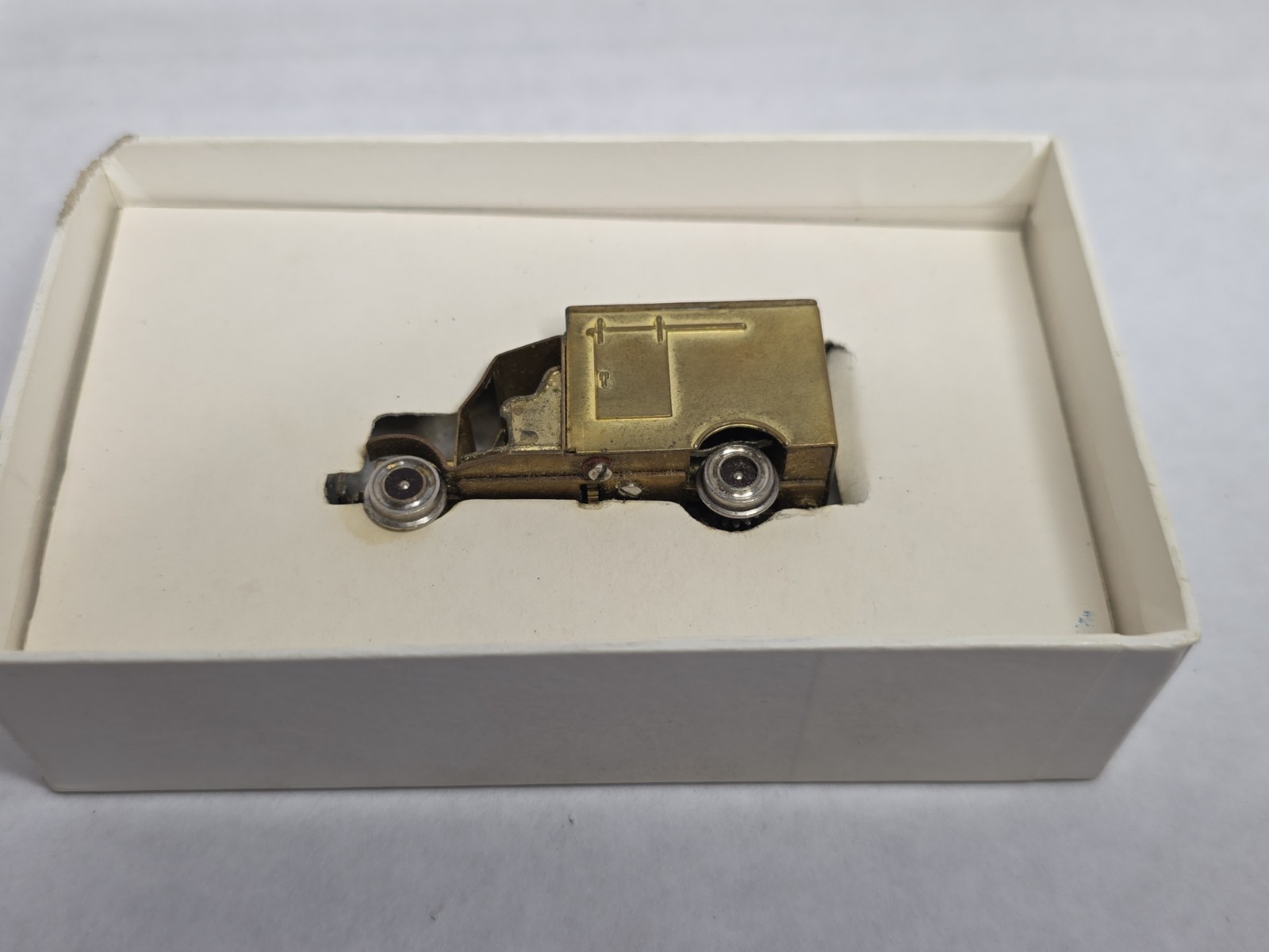 KMT Models? HOn3 Brass Rail Truck Runs Made In Japan Hi-Rail