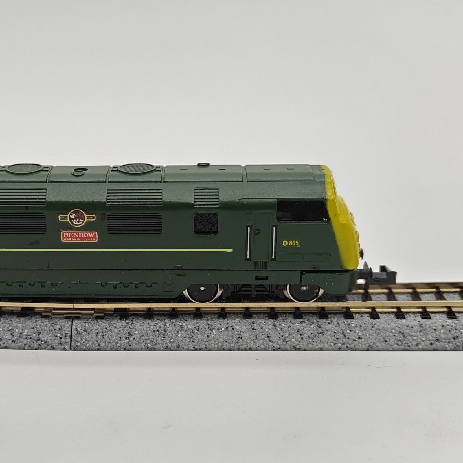 Minitrix N Scale British Rail Warship Class D805 Benbow Diesel Locomotive Tested