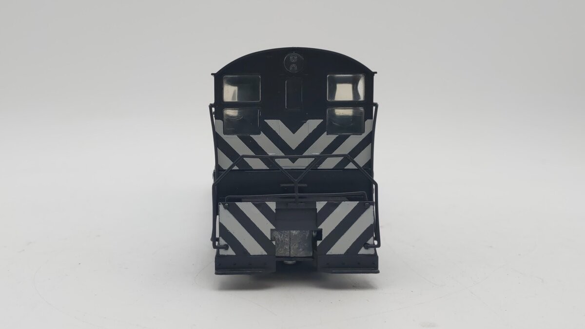 American Models S1209 S Scale Santa Fe S-12 Diesel Baldwin Switcher #632/Box