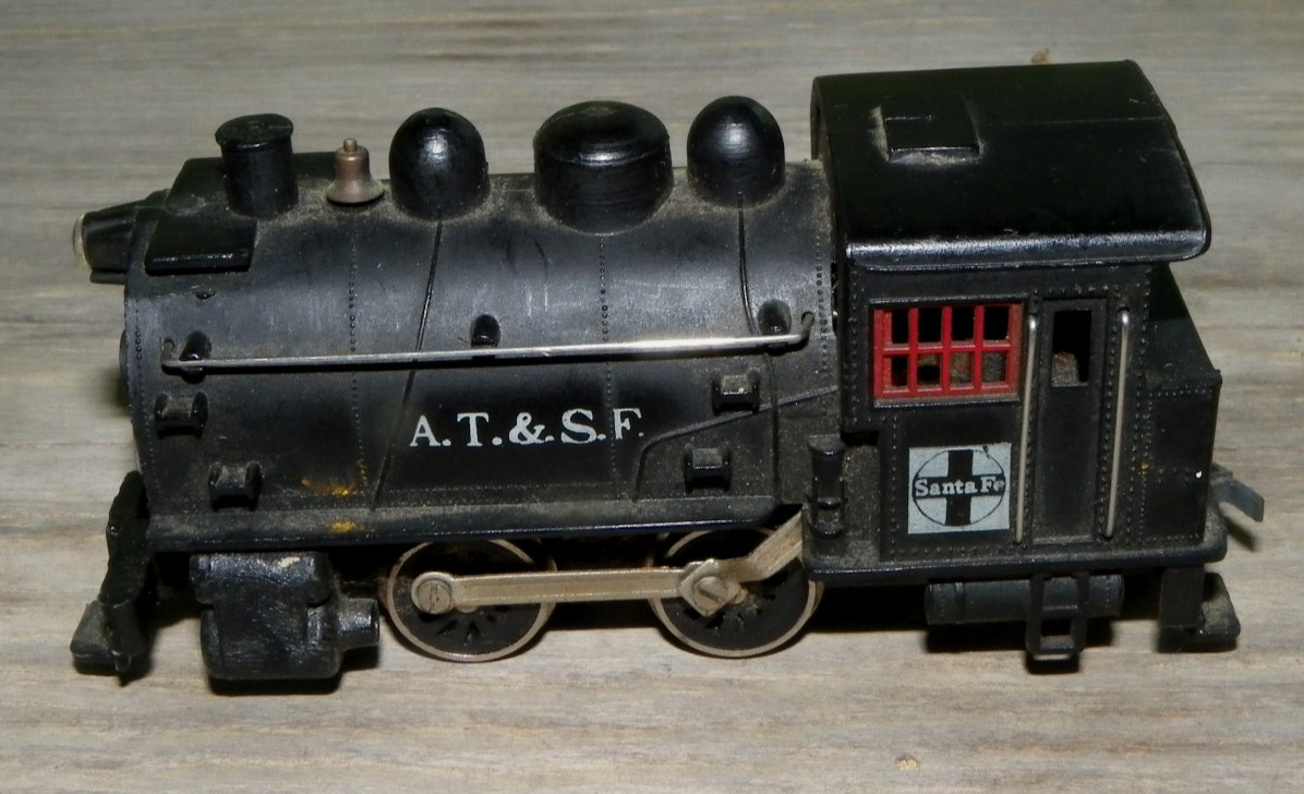 Vtg HO Model Train Steam Engine-A T & Santa Fe #07204