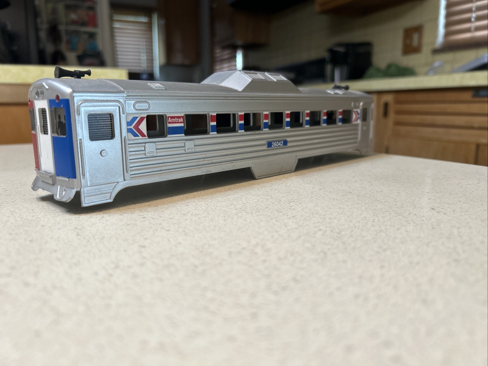 K Line Amtrak RDC # 26042 Silver Red White Blue O 27 Plastic Body Only Nice