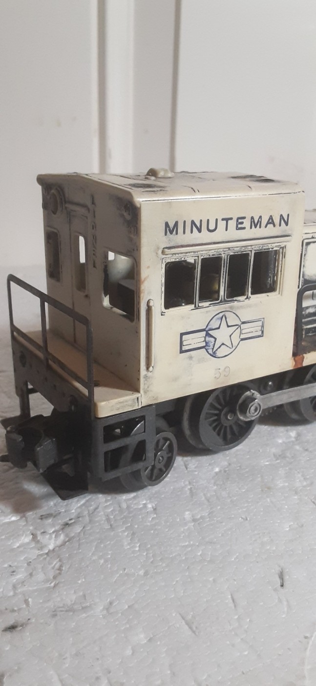 Lionel post war#59MINUTMAN SWITCHER see description