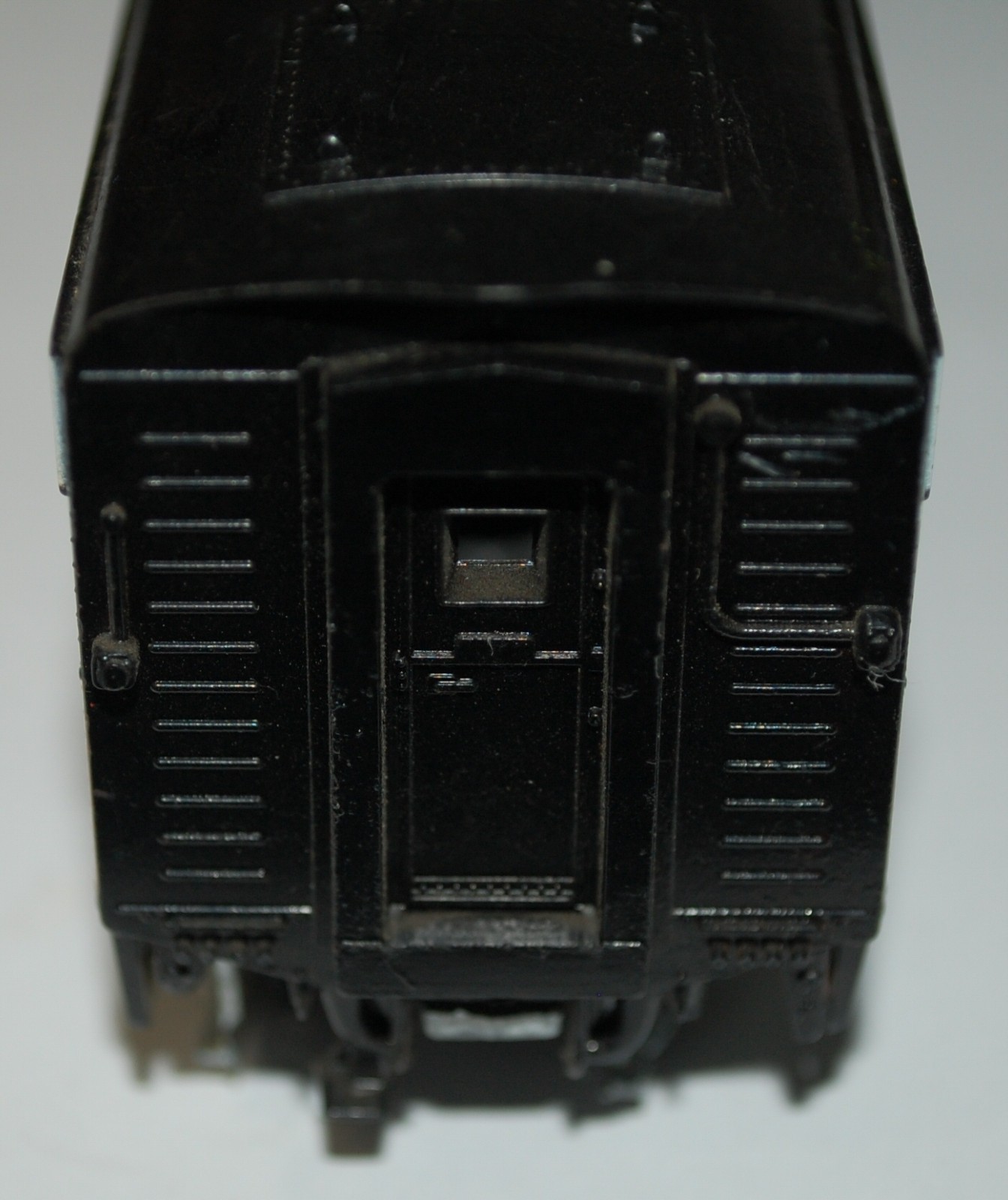 Vintage early Athearn NH-New Haven F7-B non-powered unit-1960/70’s