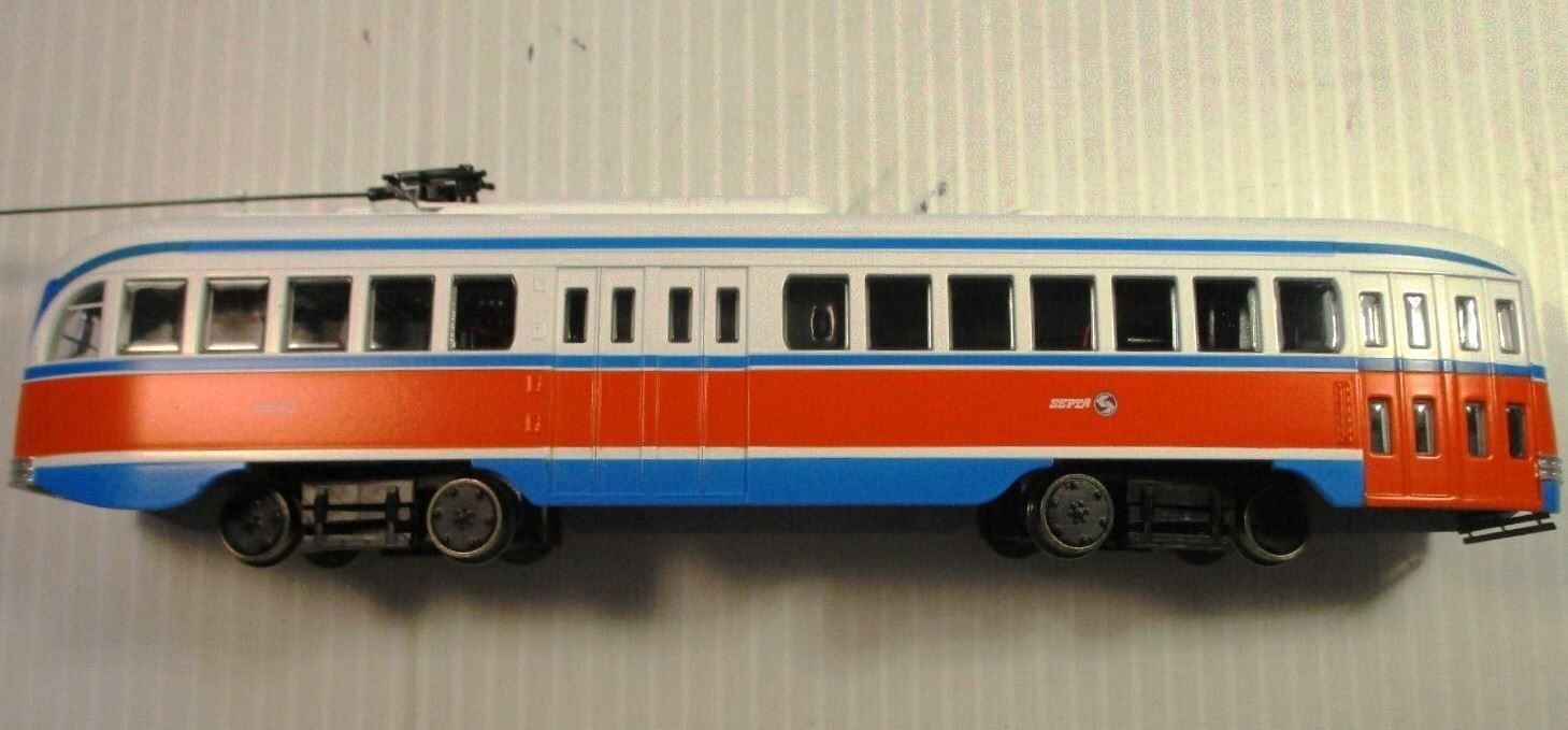 Bowser HO Scale, PCC Car, Philadelphia (SEPTA) Car #2243 Gulf Oil Scheme.