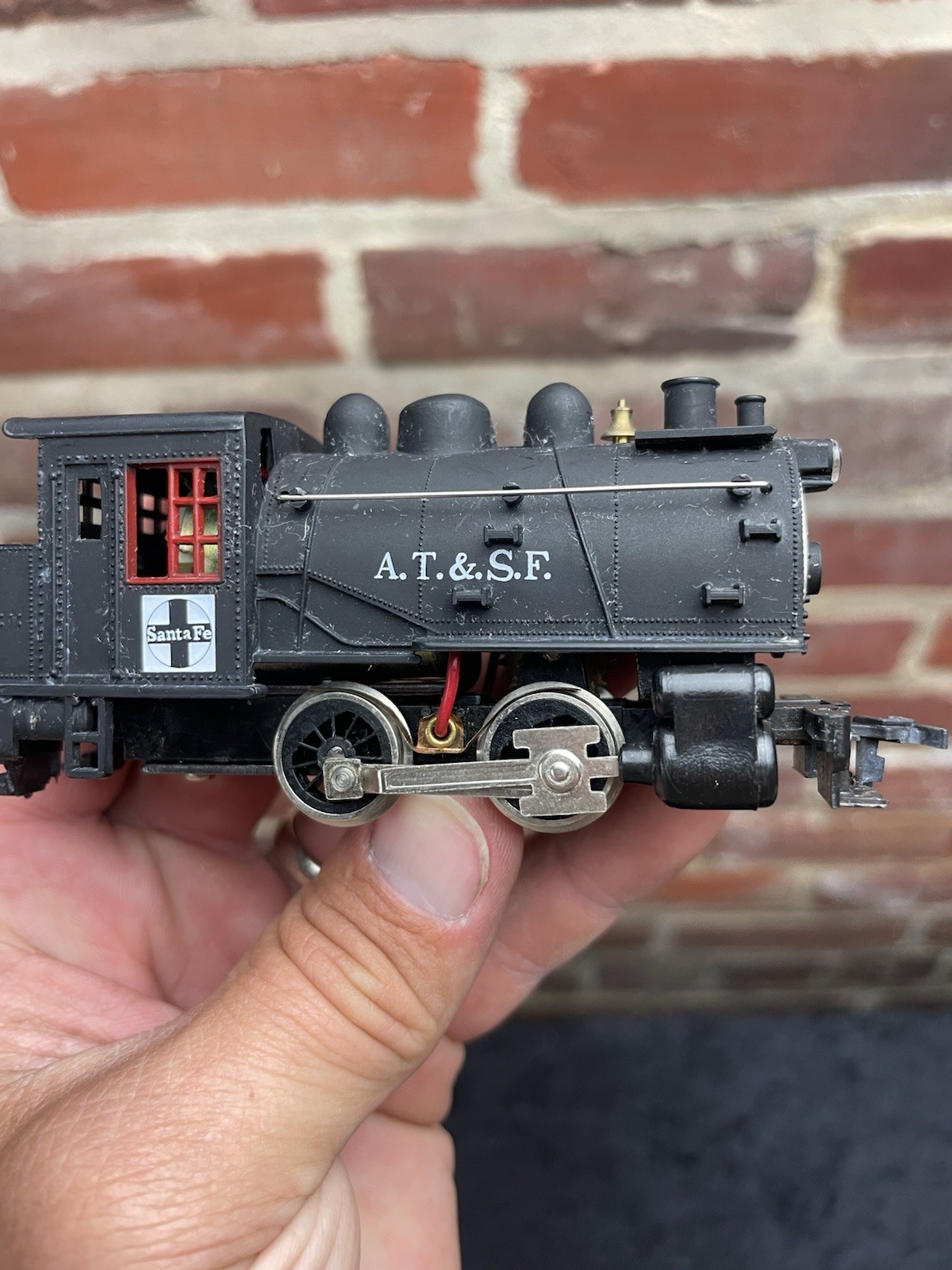 Vintage Life-Like HO Scale DOCKSIDE Santa Fe LOCOMOTIVE #8302 HO TRAIN A.T.&S.F