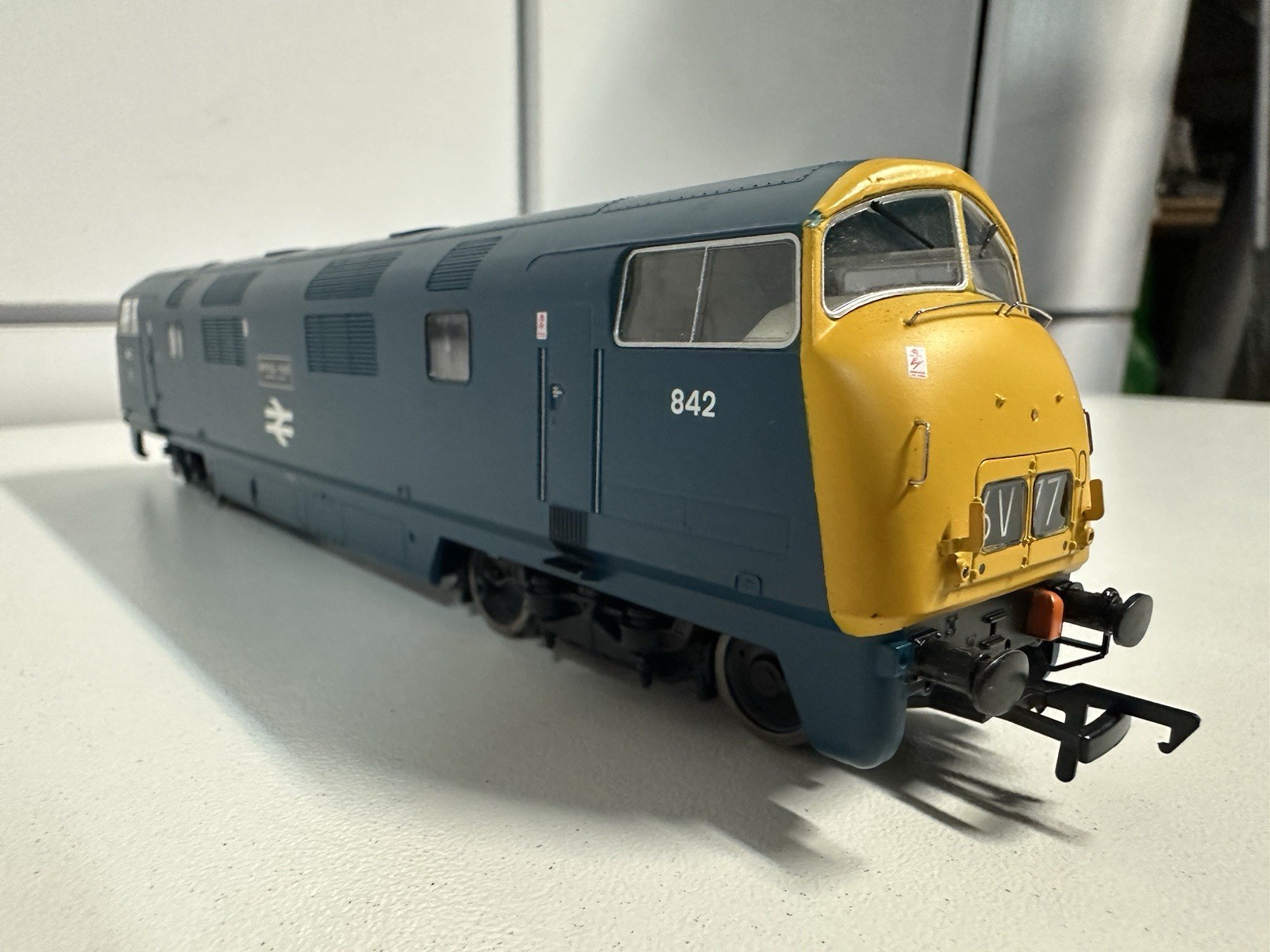 BACHMANN 32-067 CLASS 43 WARSHIP 842 ‘ROYAL OAK’ BR BLUE 21 DCC READY BOXED