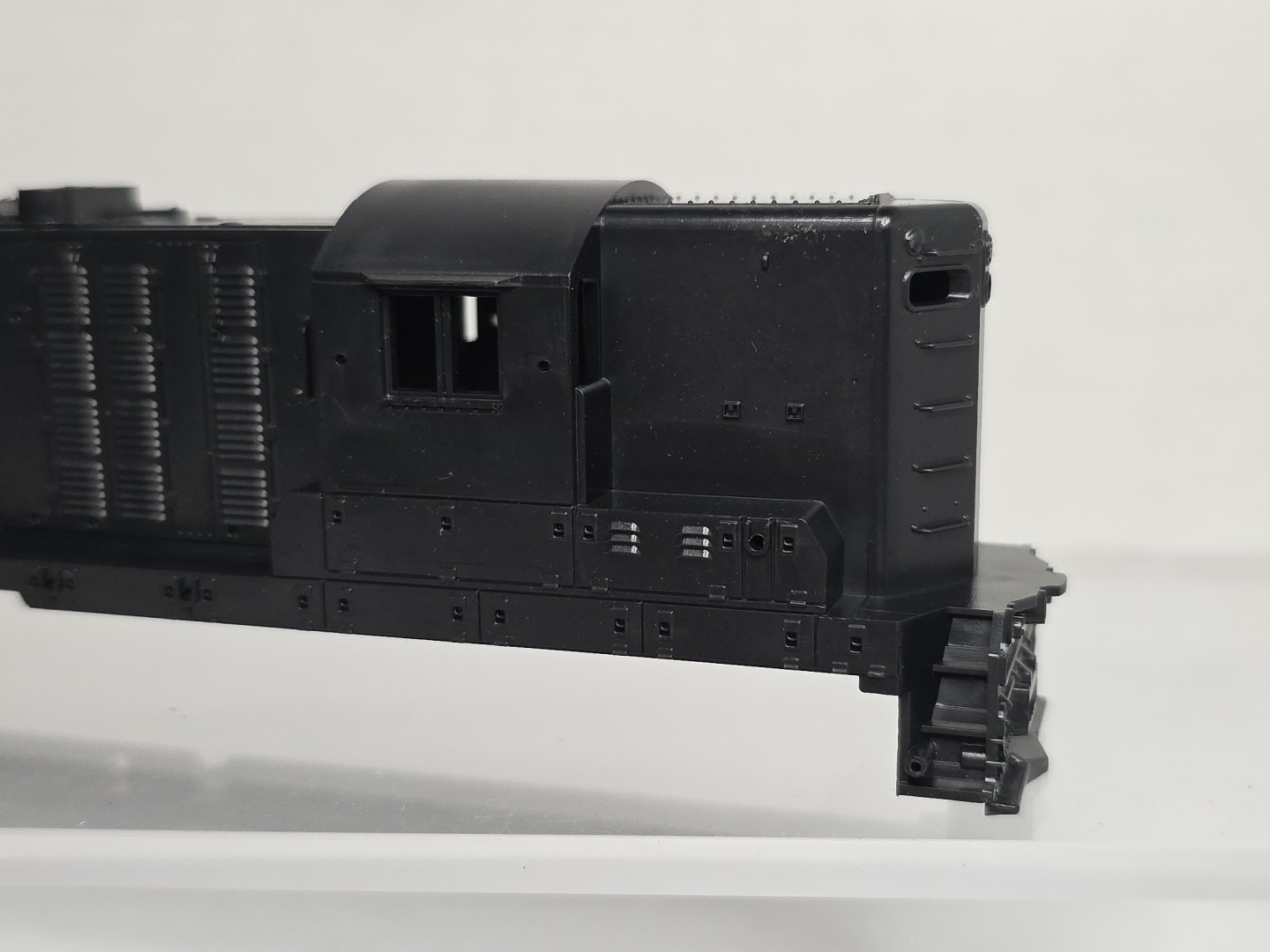 Shell Only* Atlas HO Scale SD24 Diesel Locomotive Undecorated LN Austria Roco(2)