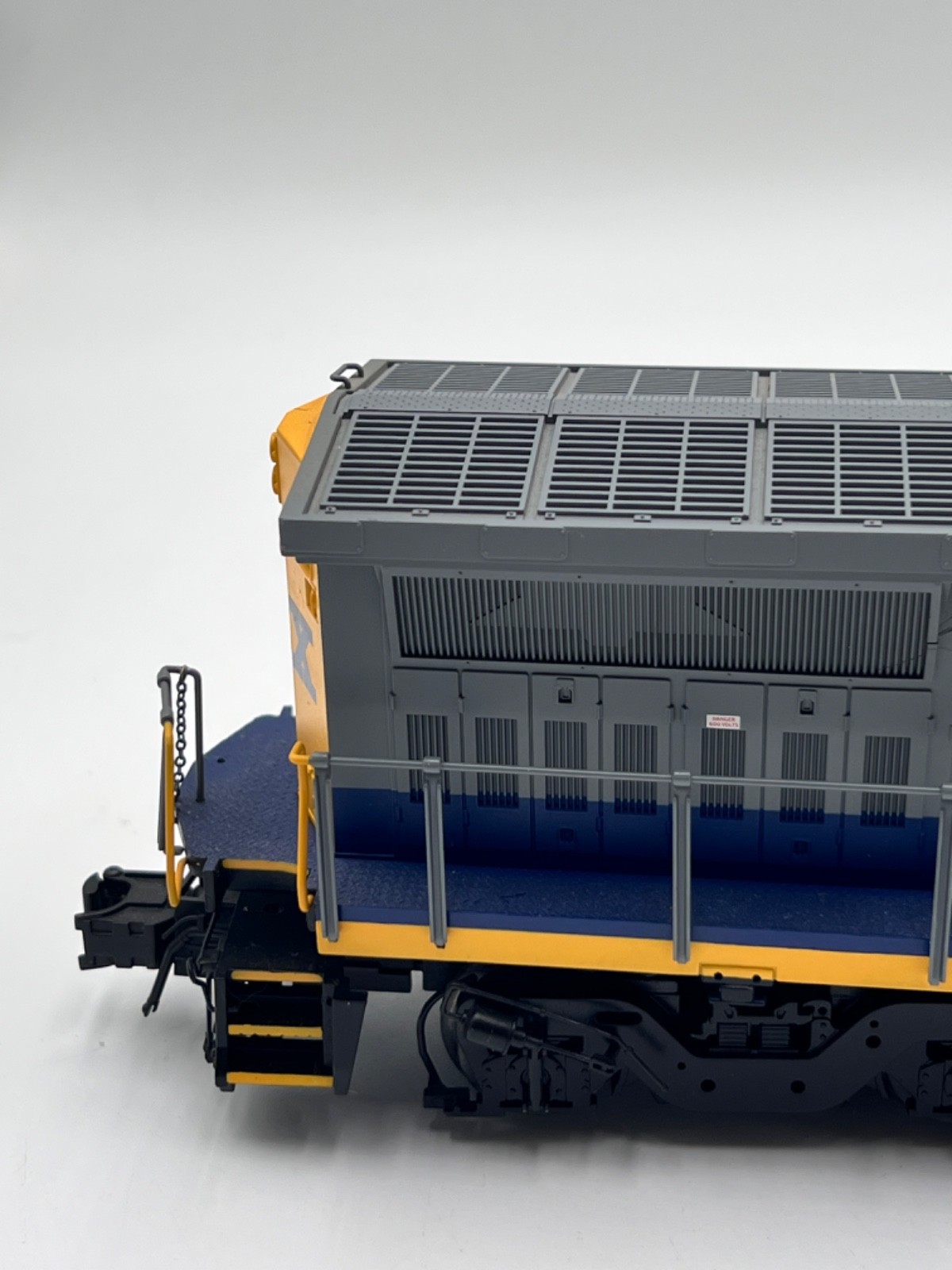Atlas O 6832-2 CSX 5937 Dash 8-40B Diesel Locomotive TMCC RailSounds 3 Rail