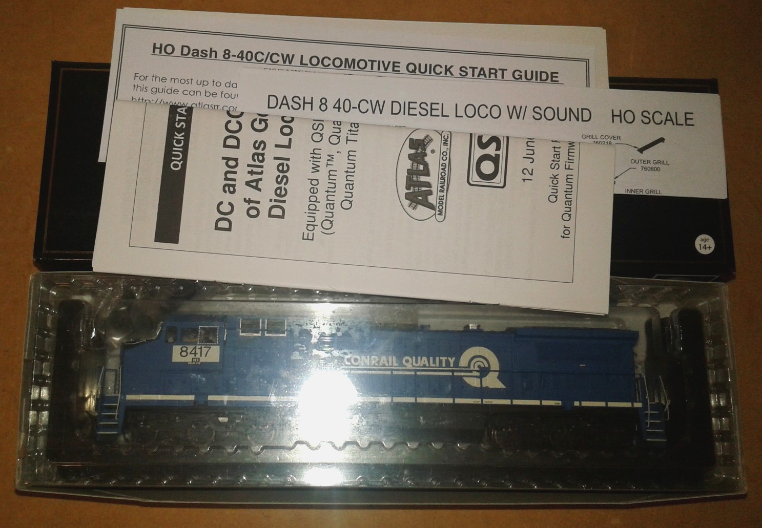 HO ATLAS GOLD DASH 8-40CW NORFOLK SOUTHERN EX. CONRAIL NS #8417 DCC & SOUND