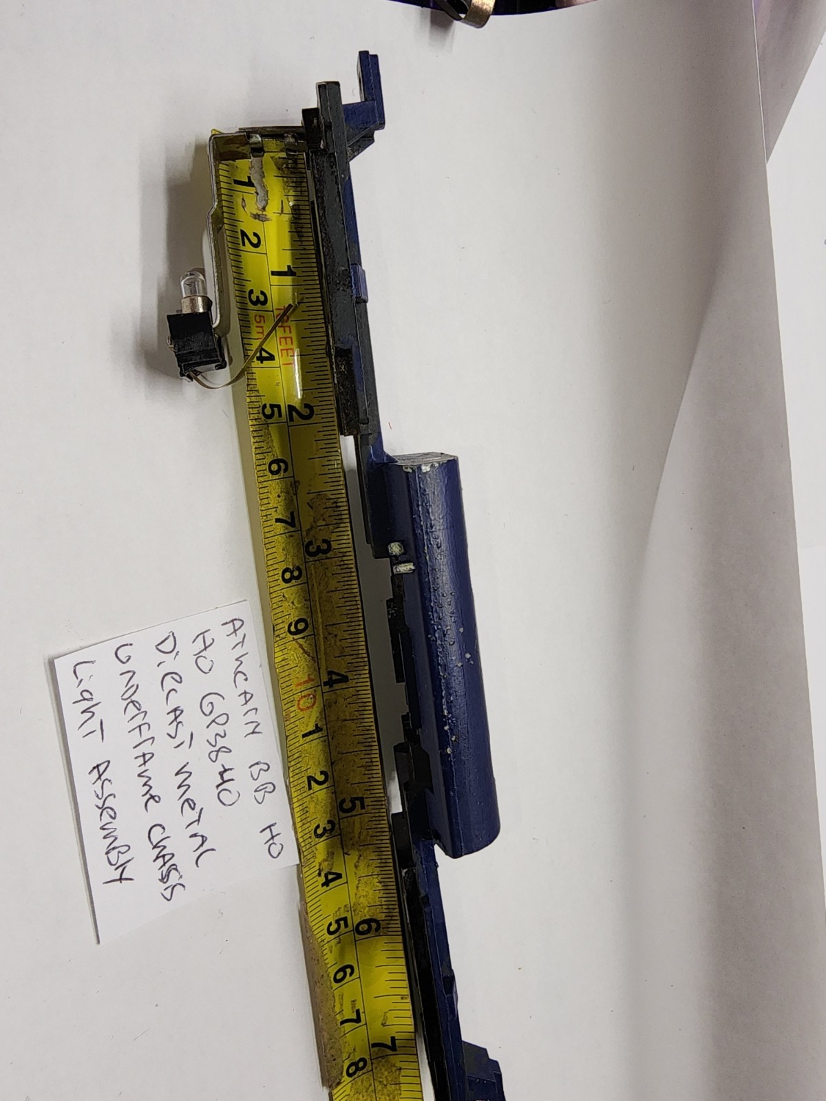 GP38 ATHEARN HO SCALE DIECAST METAL UNDERFRAME CHASSIS HEADLIGHT ASSEMBLY LOT