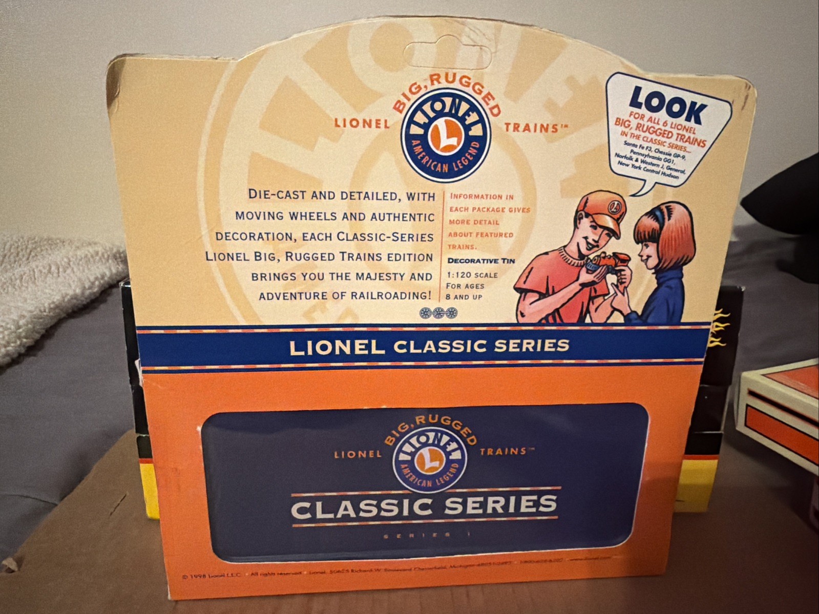 Lionel, Series 1, B & O, Chessie System GP-9, W/decorative Tin. HO Ga. 1:120 NIB