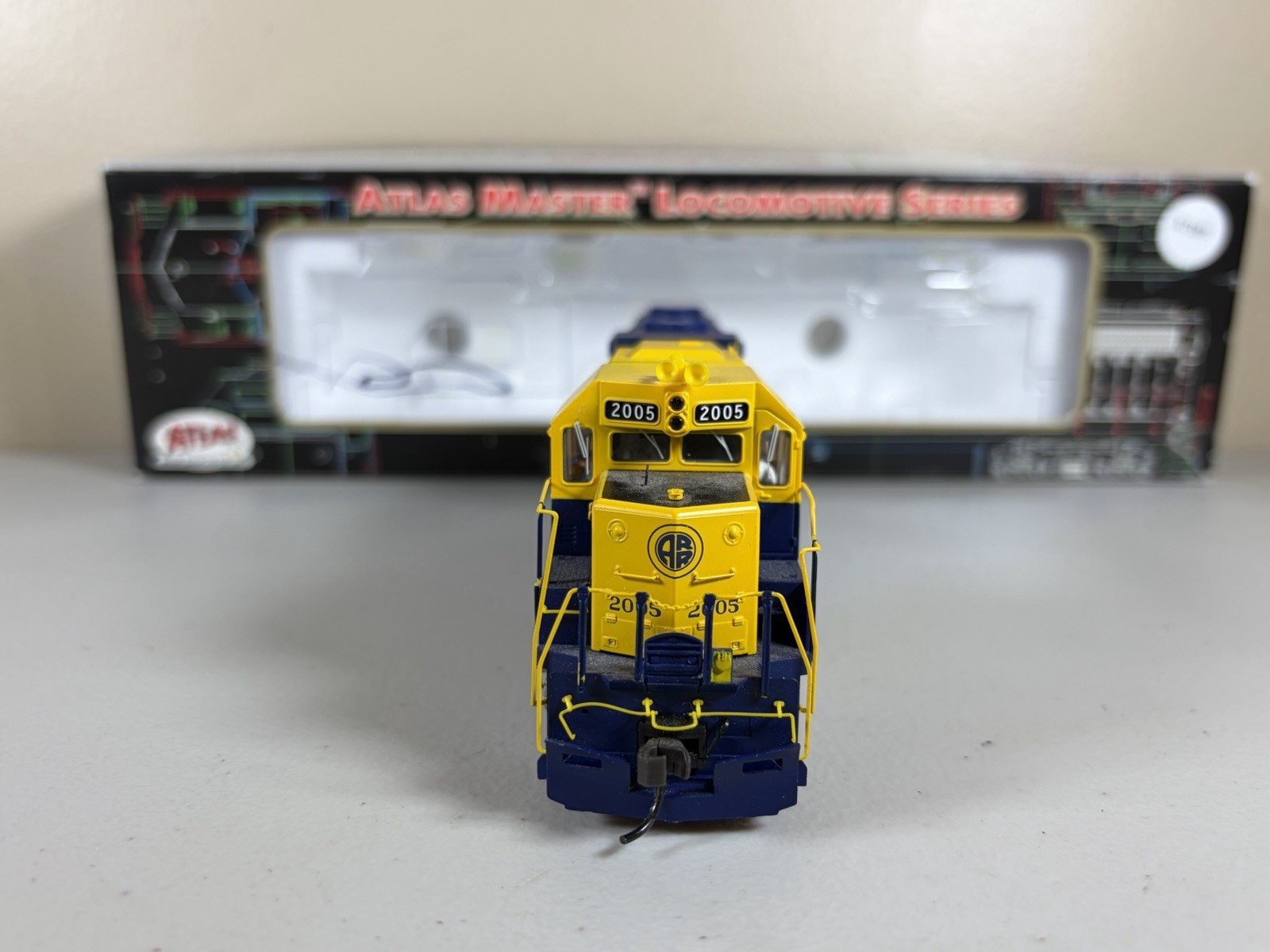 HO Altas DCC Ready Alaska GP38 #2005