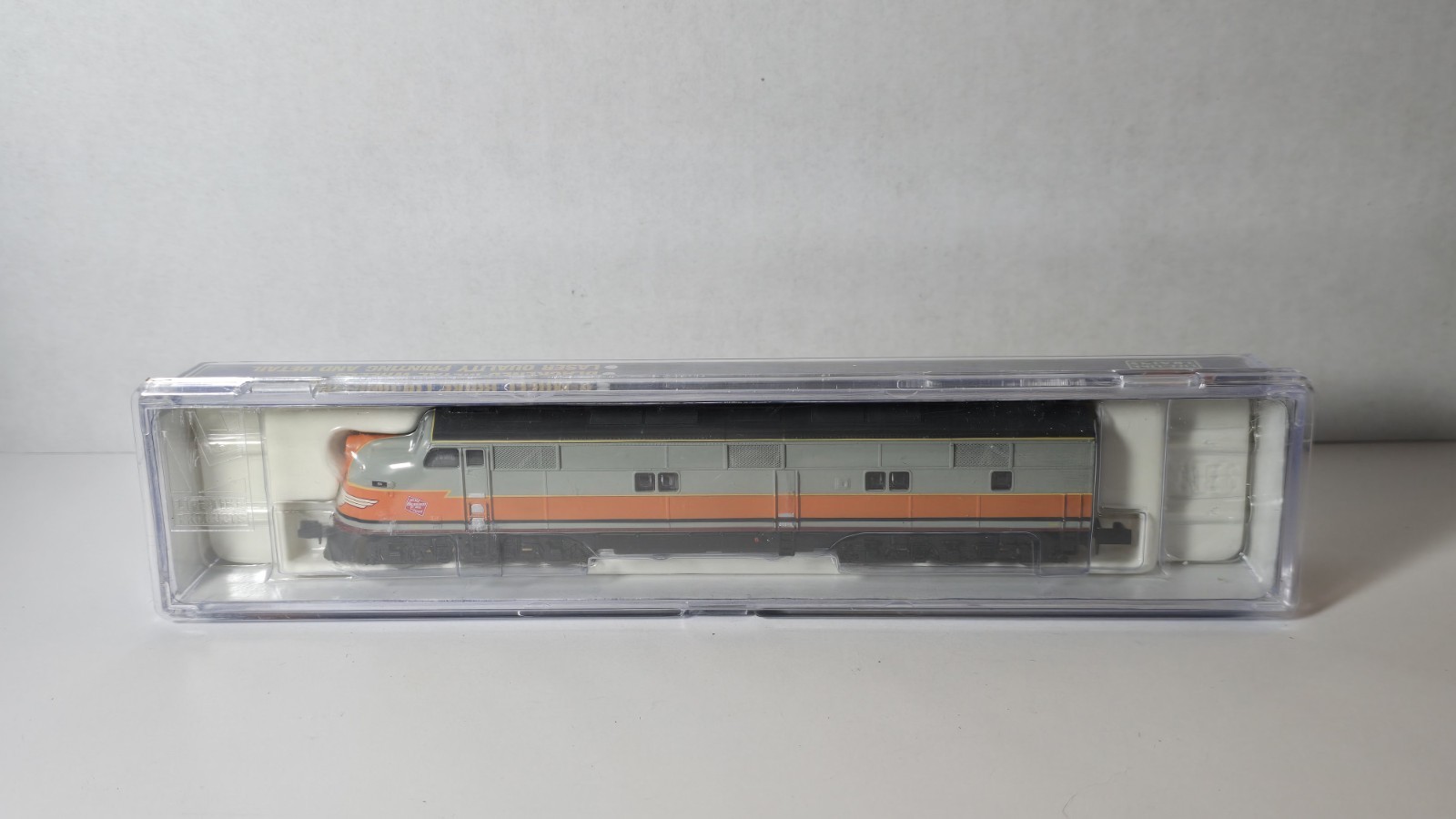 Life Like N Scale Milwaukee Road CMStP&P MILW EMD E6 E6A A Unit #15A Locomotive