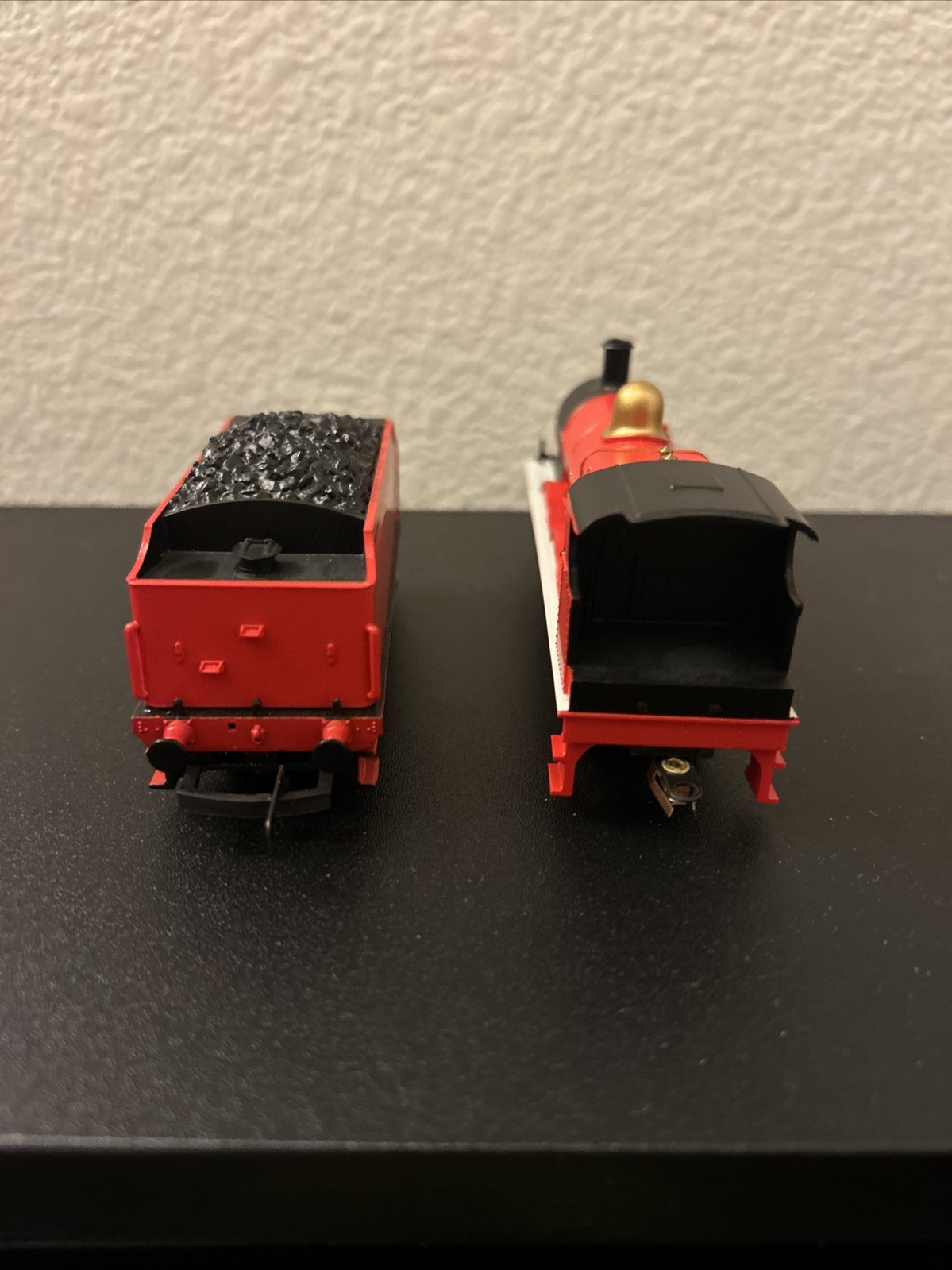 RARE Hornby Thomas and Friends James the Red Engine HO/OO Locomotive