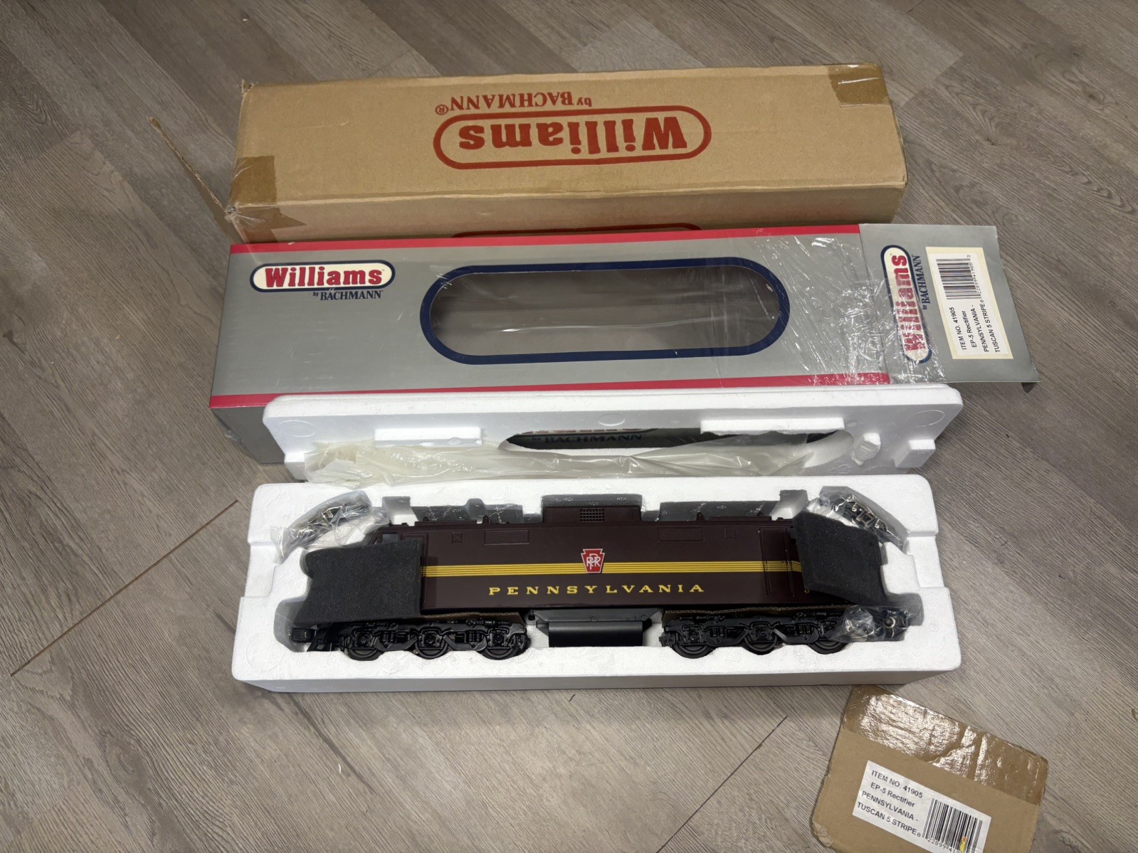 Williams By Bachmann # 41905 Penn Tuscan 5 Stripe EP-5 Rectifier In Box