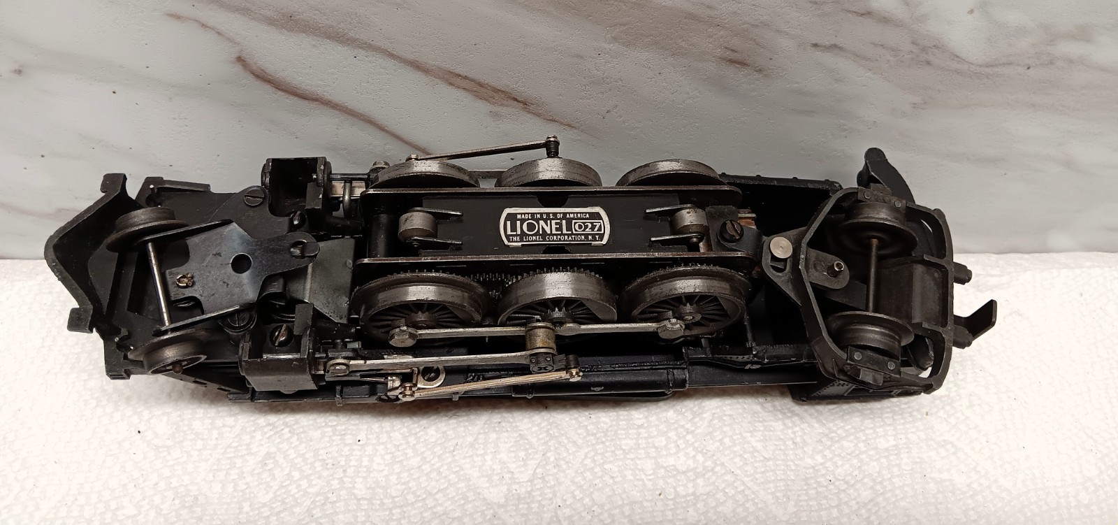 lionel 2026 locomotive With 6466WX Tender
