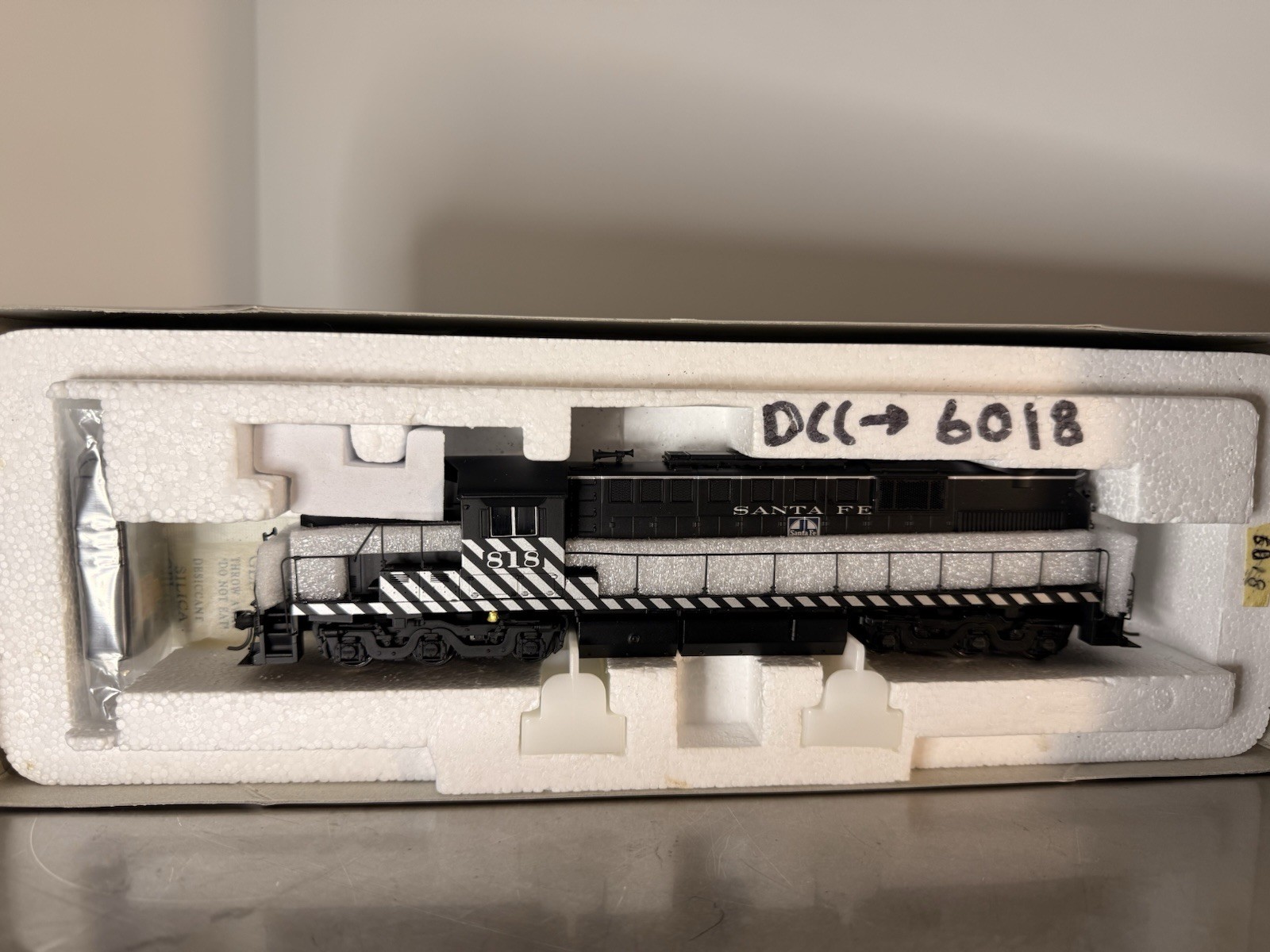 Broadway Limited Imports HO Scale ALCO RSD-15 in Santa Fe zebra stripe DCC Sound