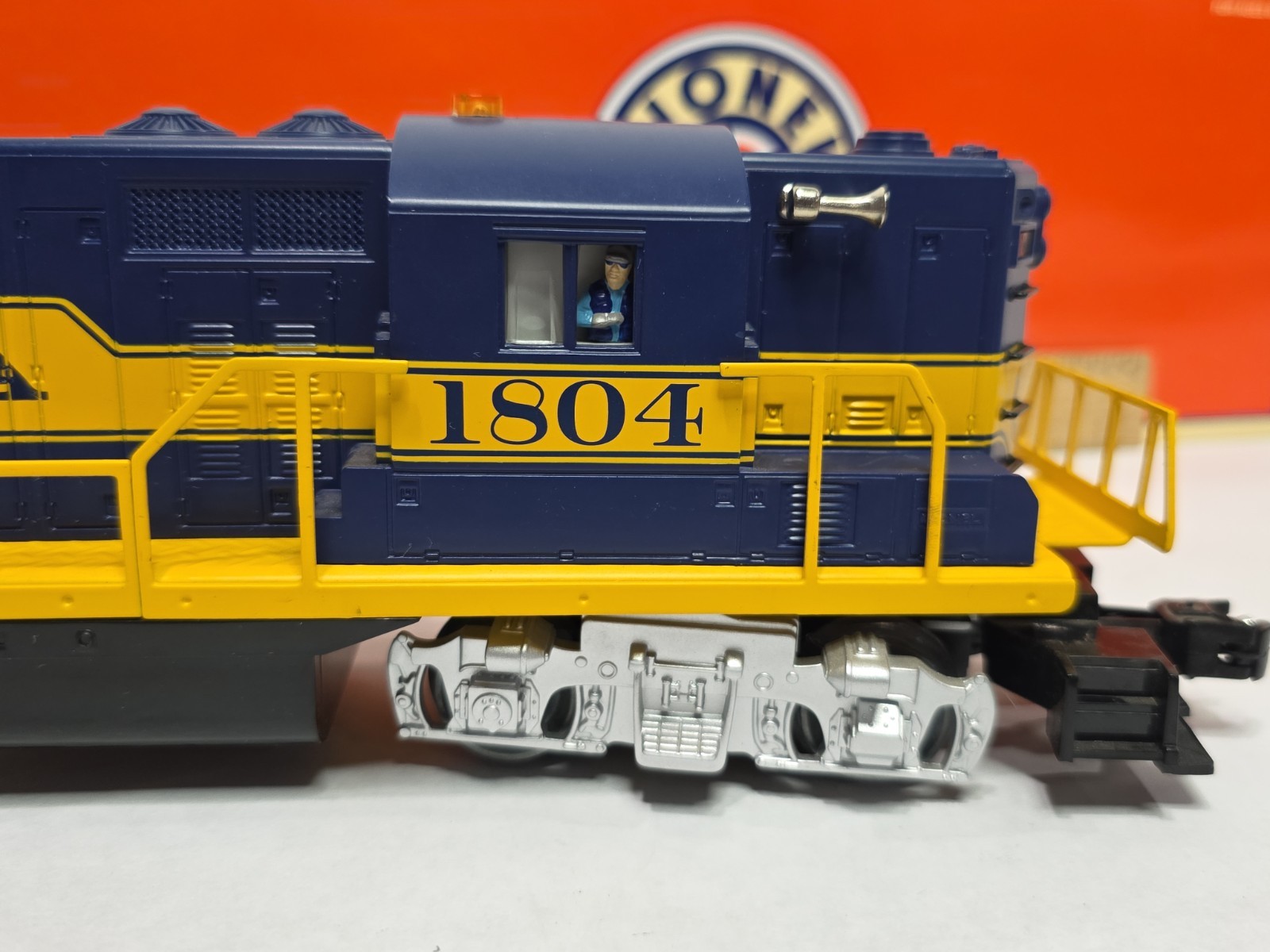 Lionel O 6-28857 Alaska Railroad 1704 GP7 Diesel Locomotive W/TrainSounds Ex/Box