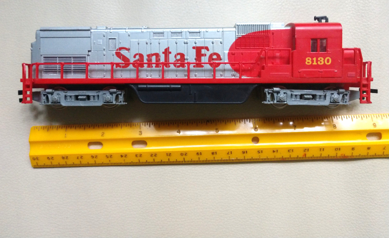 Select HO Bachmann Locomotive: Santa Fe 8130, NY 51320, SP 9725, Switcher SOO 25