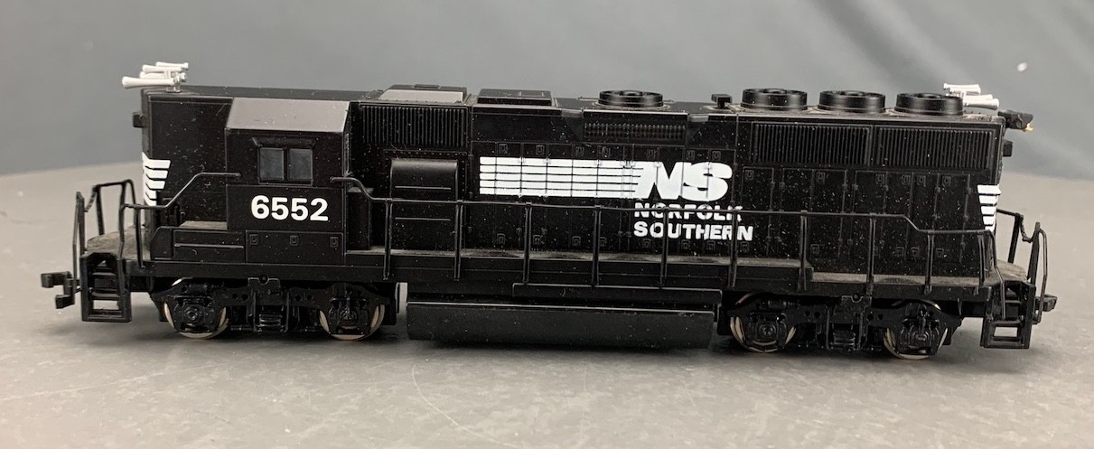 HO Bachmann EMD GP50 Locomotive Norfolk Southern #6552 Unpowered Dummy HO8592