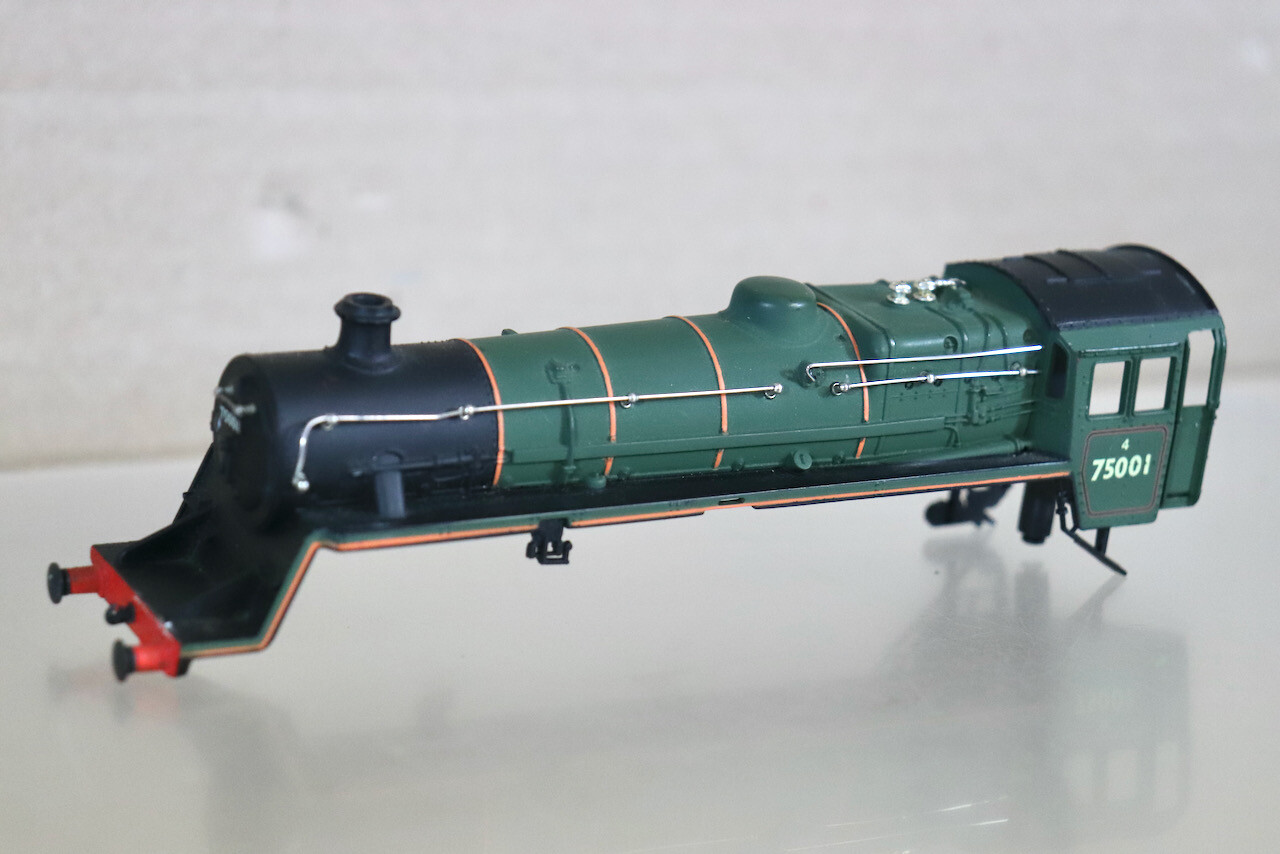 MAINLINE 37-053 BODY for BR GREEN 4-6-0 STANDARD CLASS 4MT LOCOMOTIVE 75001 od
