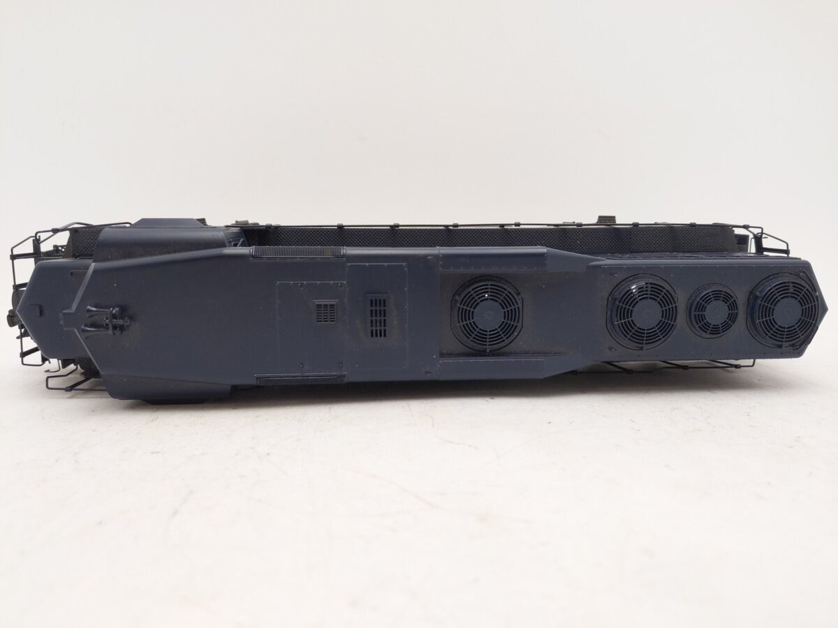 MTH 20-2909-3 O Gauge Baltimore & Ohio GP-30 Diesel Engine (Non-Powered) #6921