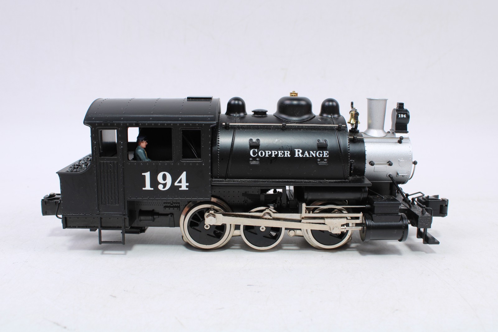 Lionel 6-28669 O Gauge 0-6-0 Steam Switcher Locomotive Copper Range #194