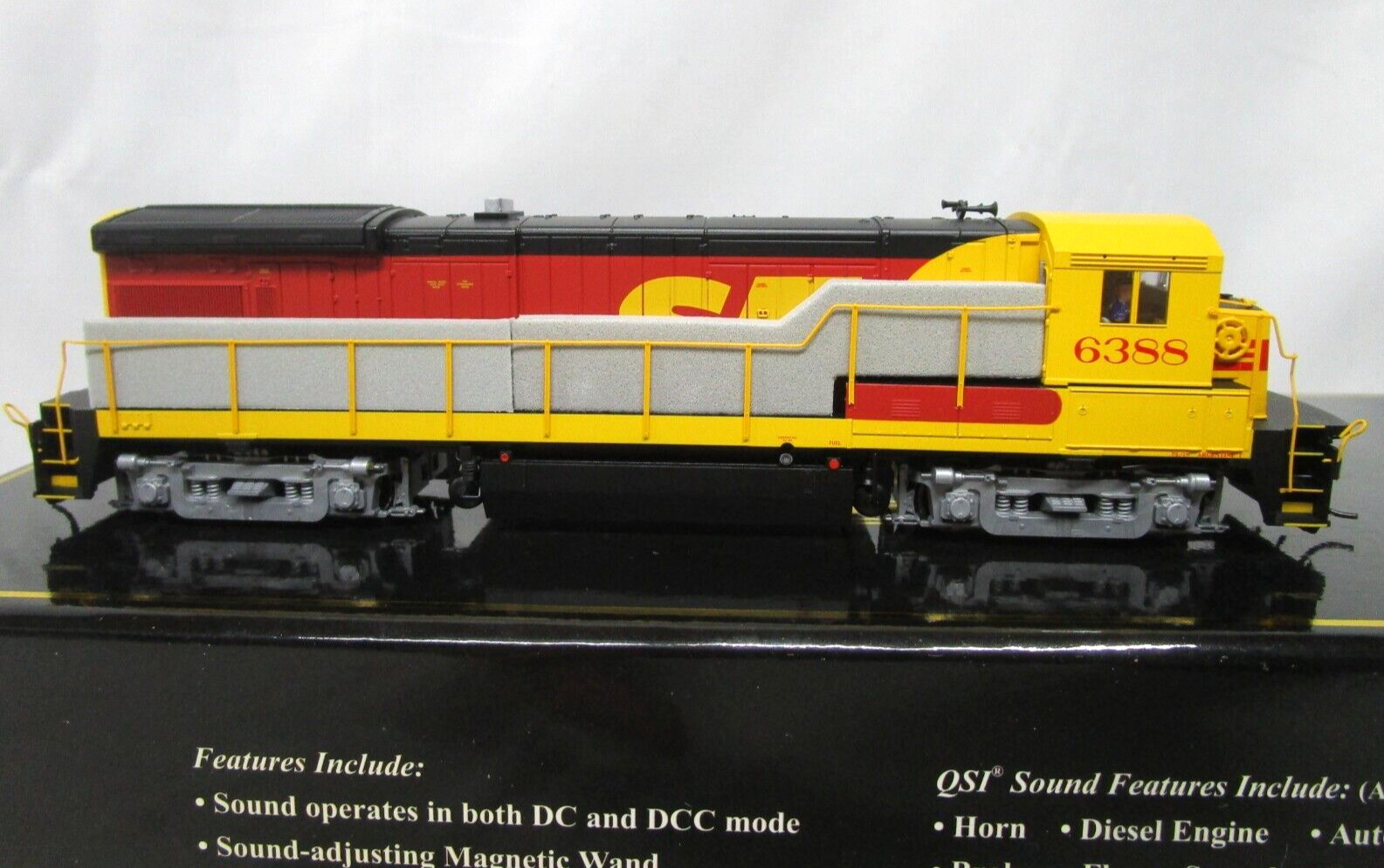 Atlas Gold HO Santa Fe Kodachrome GE B23-7 Diesel Locomotive #6388 DCC Sound