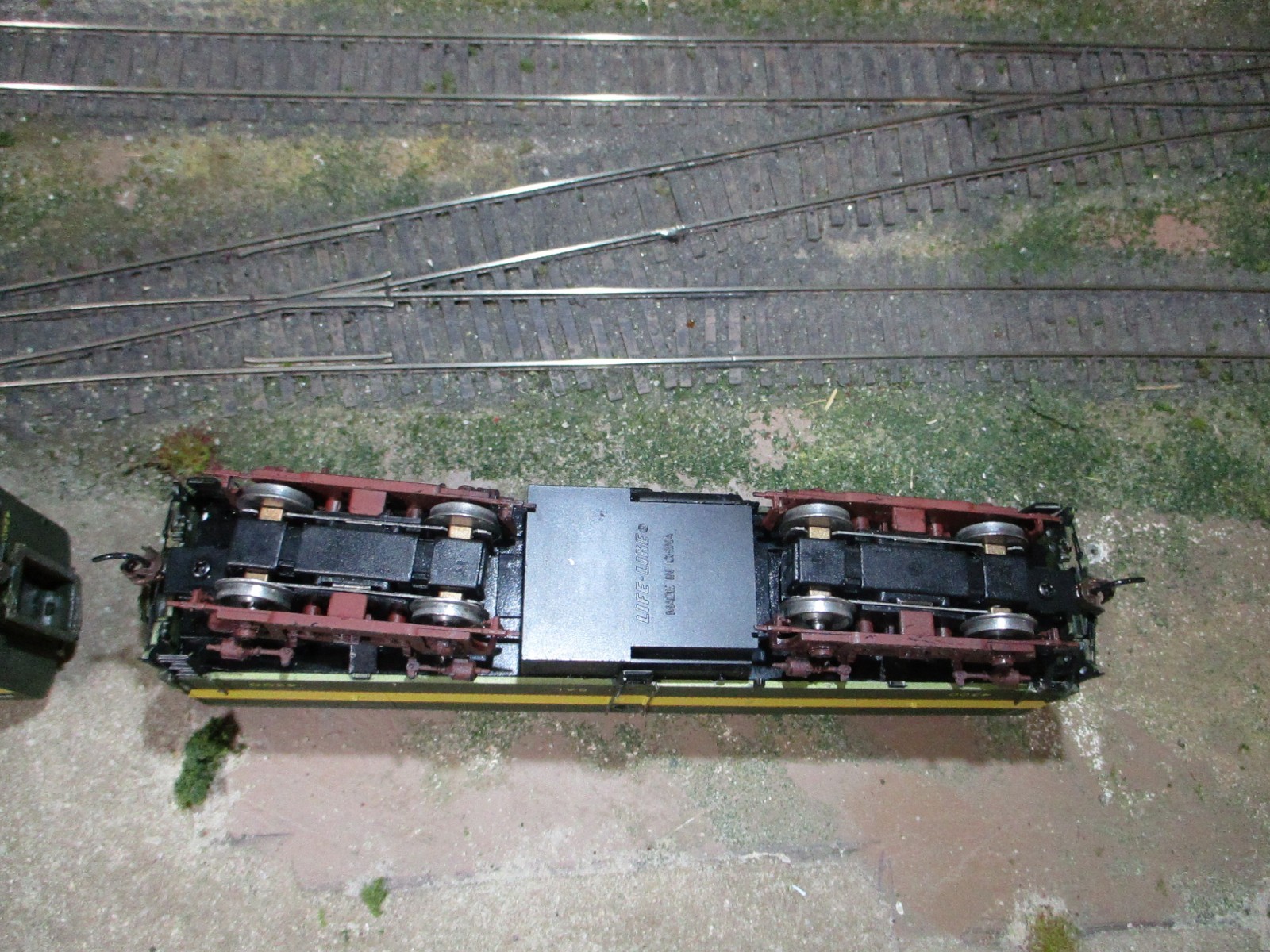 SAL 4200/4300 FA2/FB2,BOTH PWR’D,DC/DCC/SOUNDWEATHERED TRUCKS,PAINTED CREW,LED’S