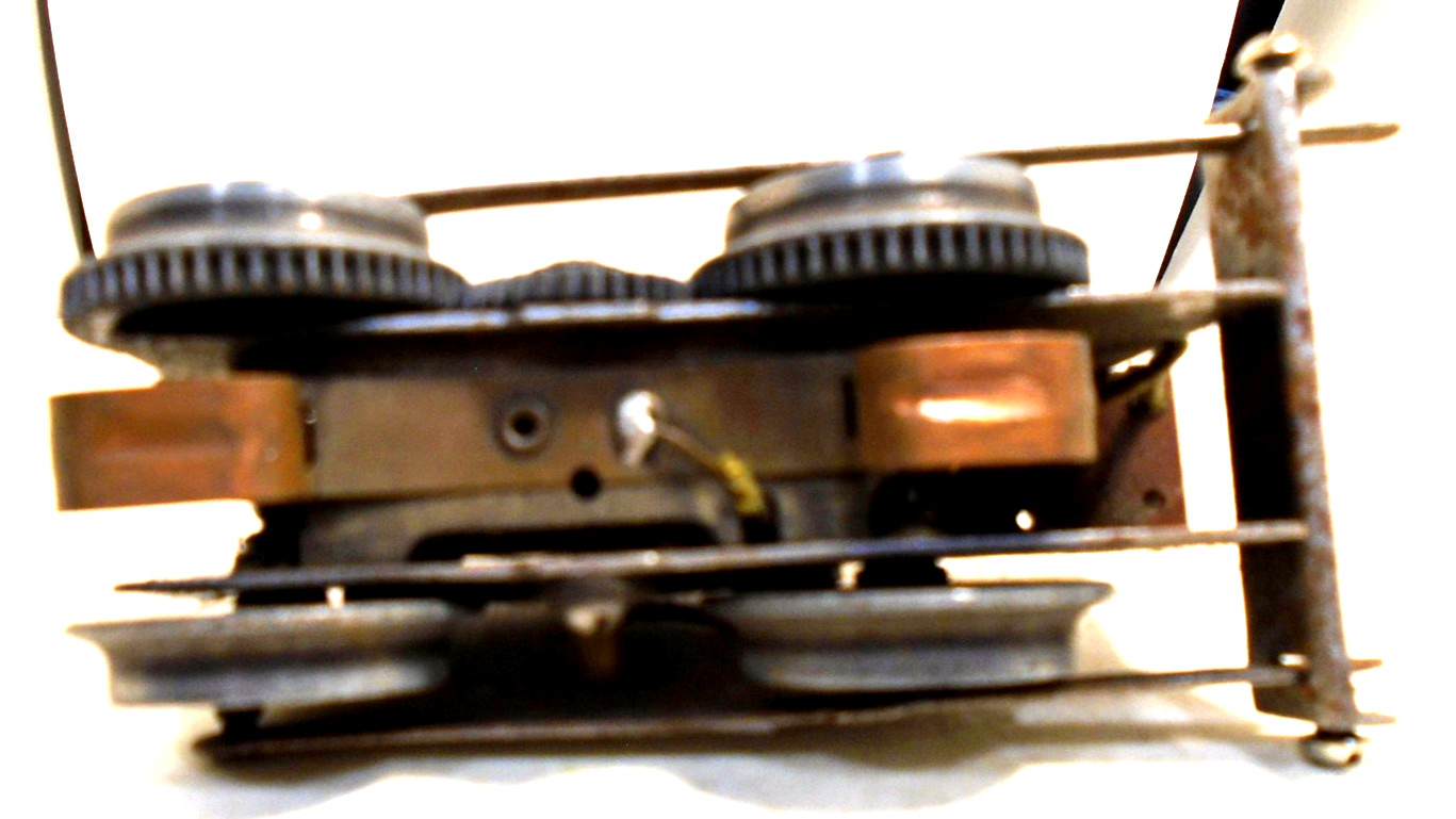 VINTAGE MARX 4 WHEEL MOTOR WITH MANUAL REVERSE CONTROL TESTED GOOD – SA L