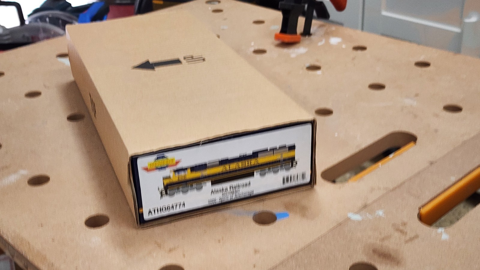 RARE*** ALASKA Railroad SD70MAC HO Scale Atheran Genesis