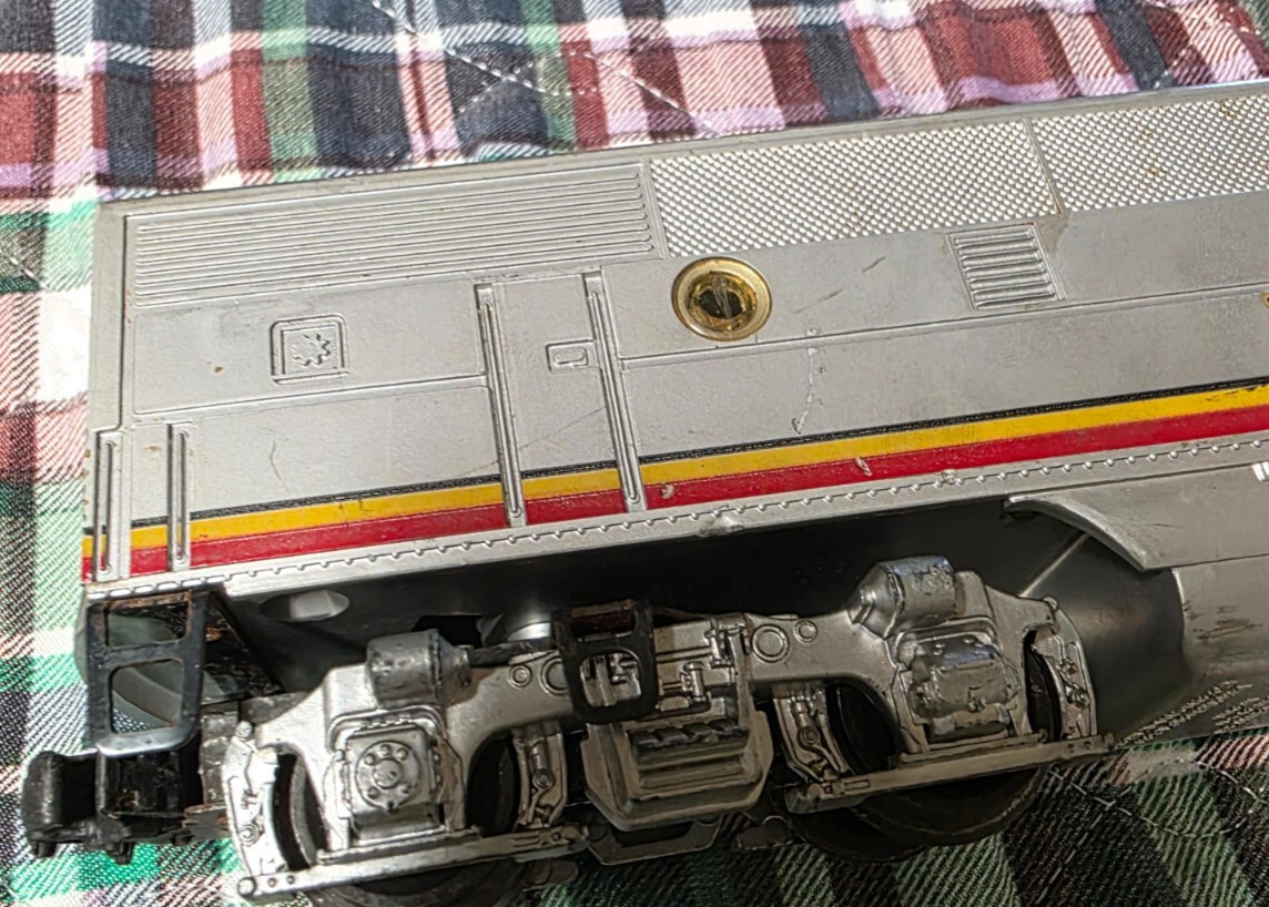 Vintage Lionel Postwar O Gauge 2353 Santa Fe F-3 B Unit Untested Good Condition