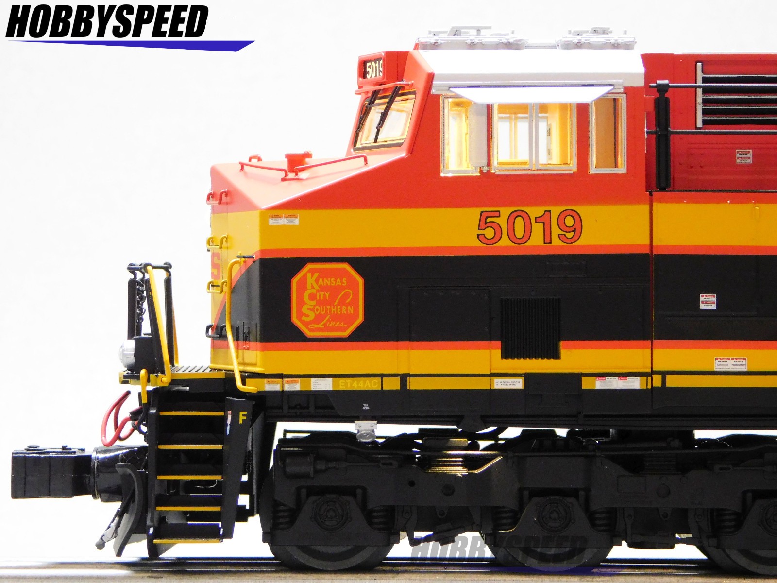 LIONEL KANSAS CITY SOUTHERN SUPERBASS ET44AC DIESEL ENGINE O GAUGE 2533489 NEW