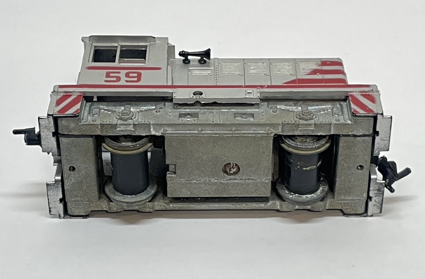 Vtg ATHEARN HO SCALE 59 HUSTLER DIESEL SWITCHER LOCOMOTIVE *UNTESTED FOR PARTS*