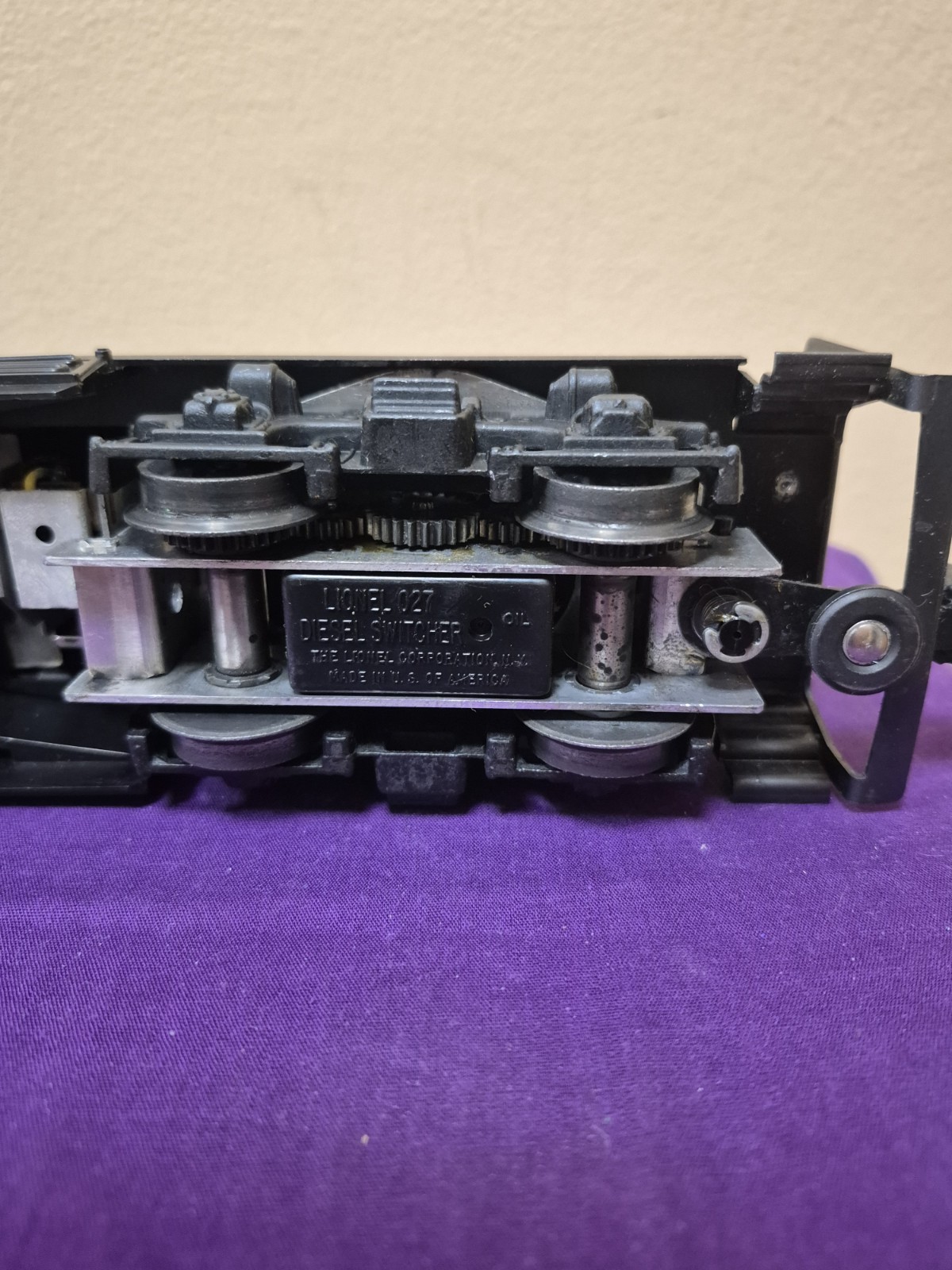 Vtg. Lionel Electric Trains No. 601 Diesel Switcher Locomotive – Untested